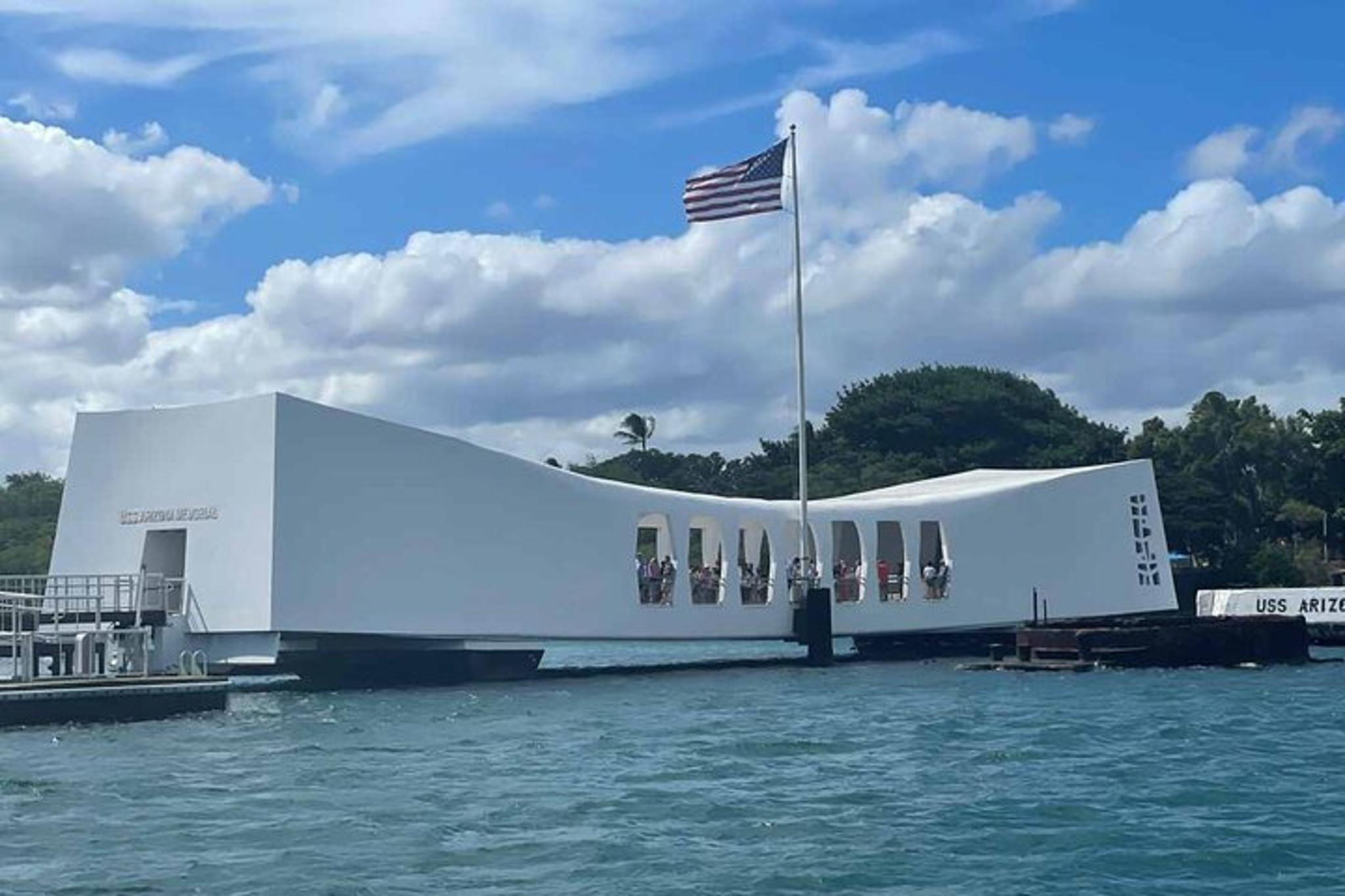 Honolulu Pearl Harbor USS Arizona Memorial Tour - Image 2
