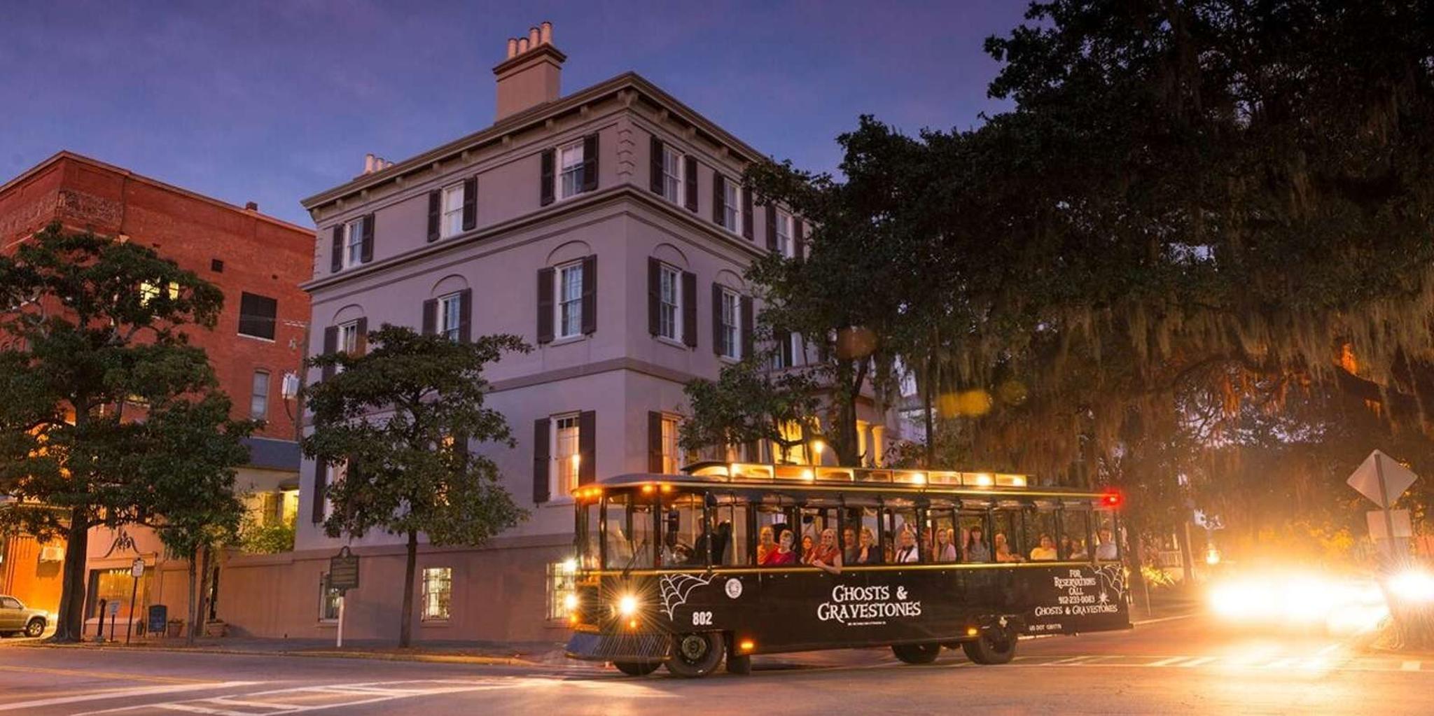 Savannah Ghosts and Gravestones Trolley Tour - Image 2