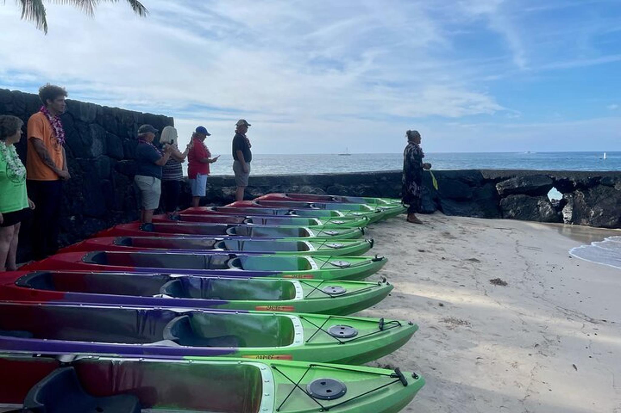 Kailua-Kona Clear Bottom Kayak Rental - Image 3