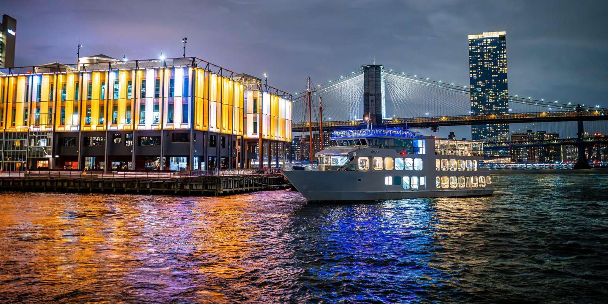 New York City Dinner Cruise with Live Music