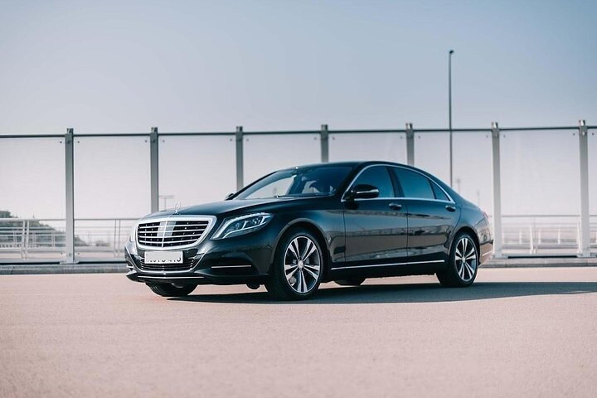 Oakland Private Airport Transfer by Sedan - Image 3