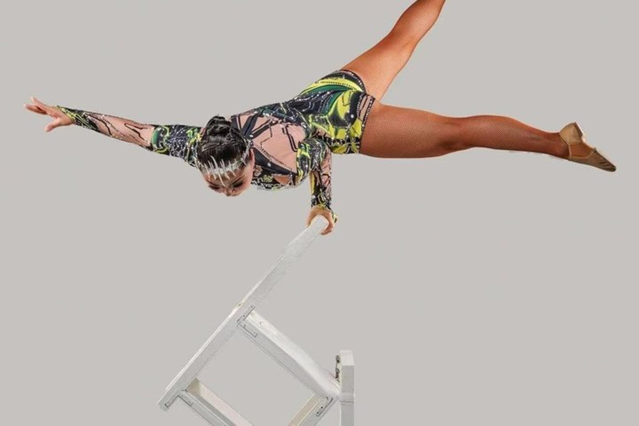 Branson Acrobatic Circus Show - Image 4