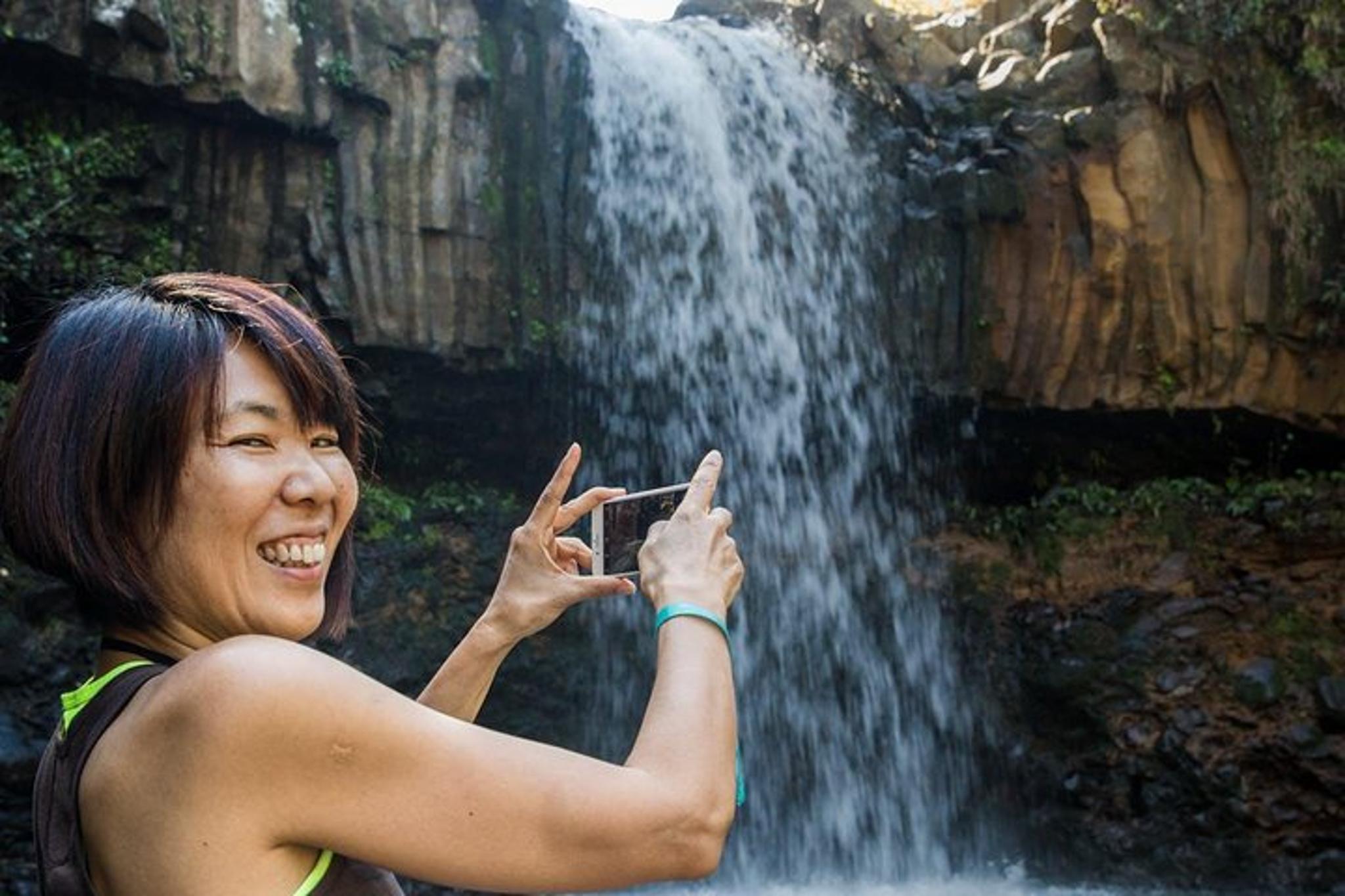 Maui Waterfall & Rainforest Hiking Adventure - Image 6