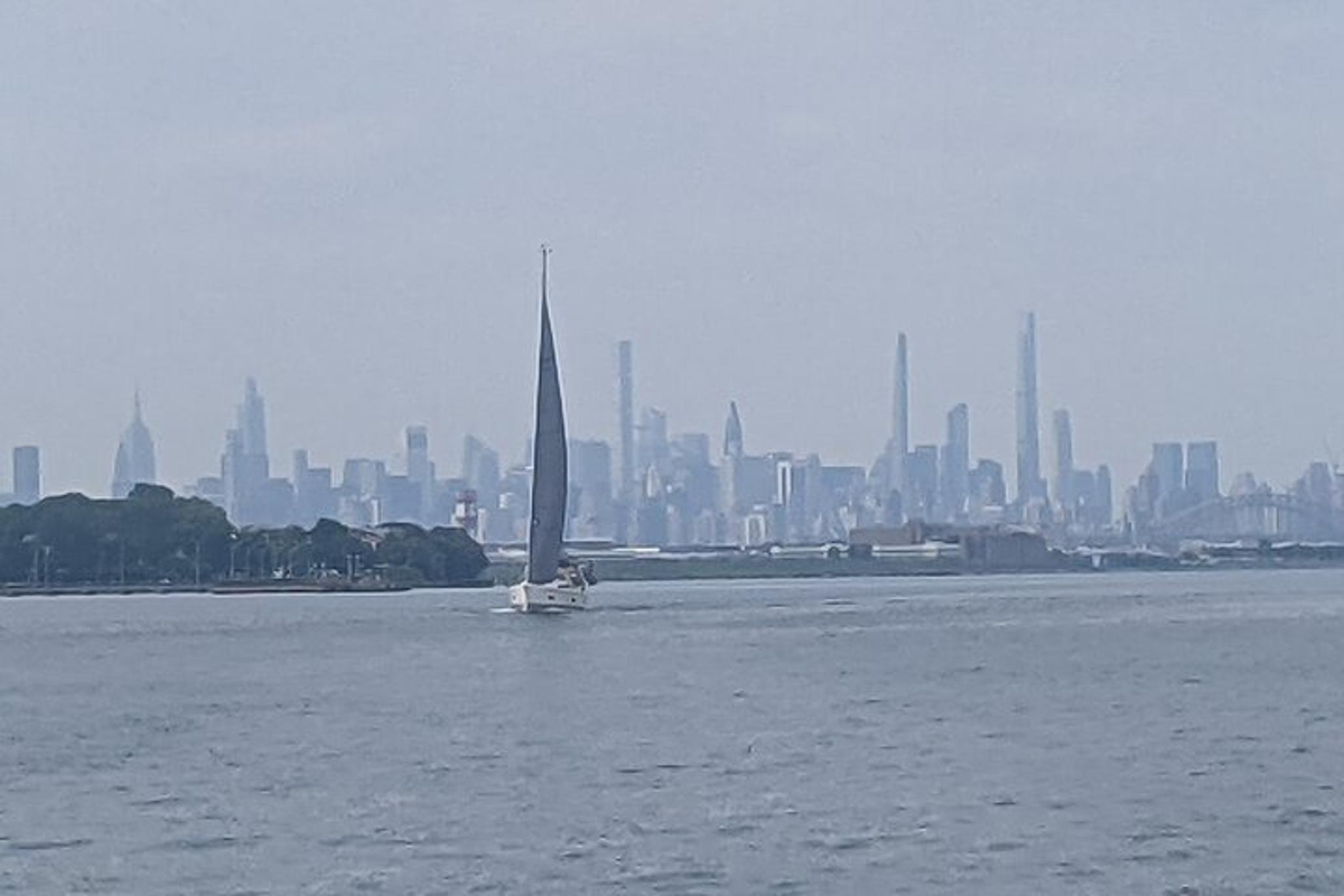 New York City Private Tour to the Statue of Liberty - Image 4