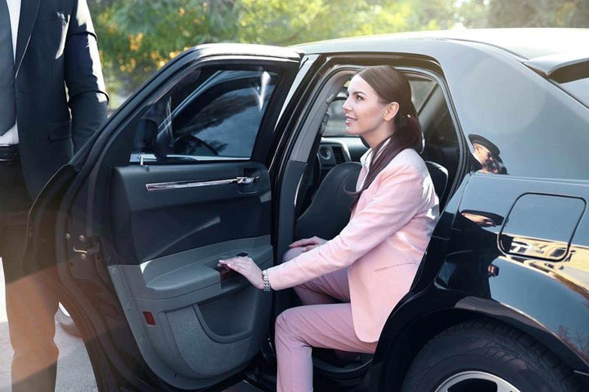New York City Airport Arrival Transfer - Image 2