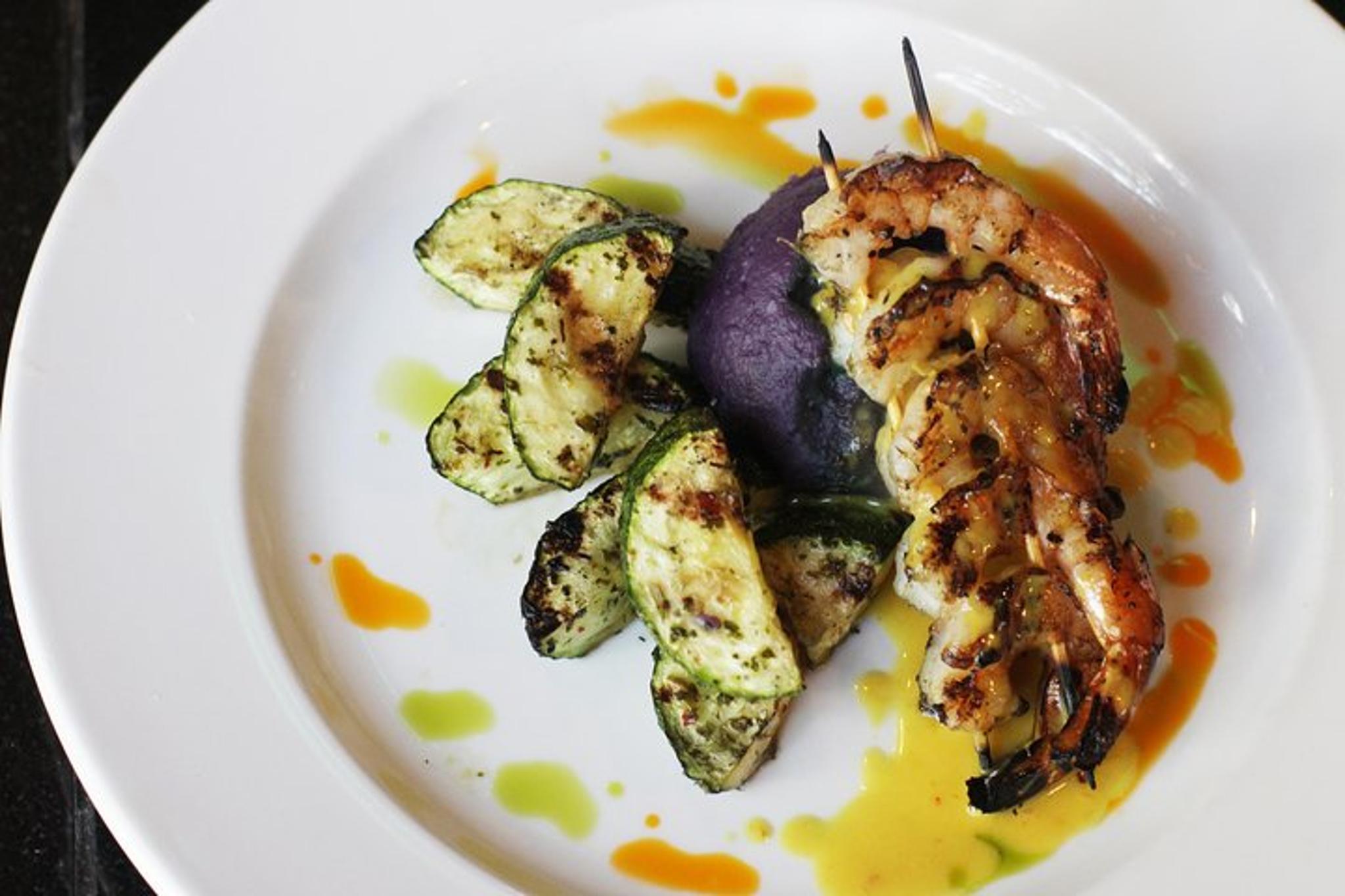 Maui Dinner Cruise: Four-Course Dining Experience - Image 5