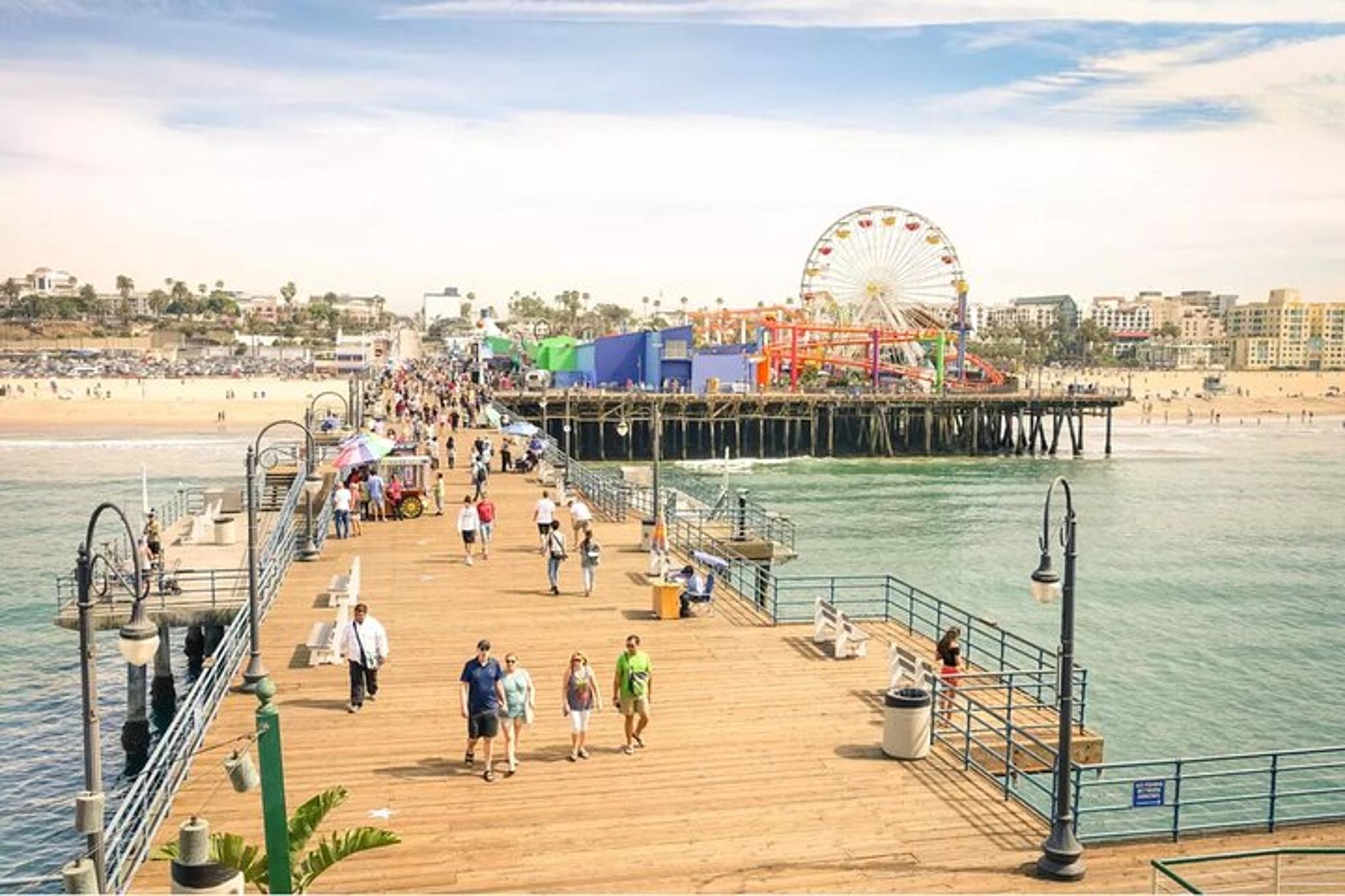 Los Angeles Celebrity Homes and Landmarks Tour - Image 3