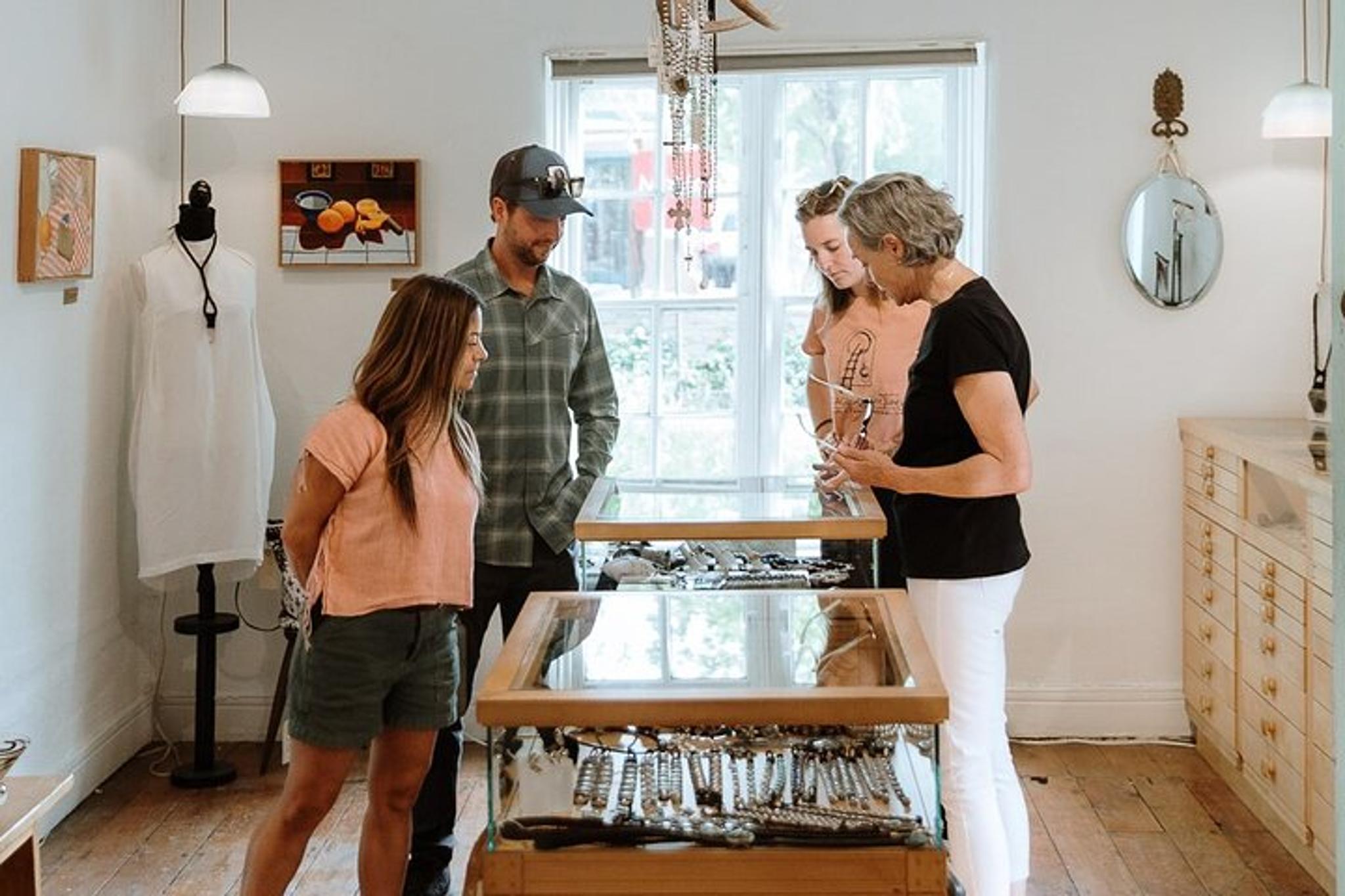 Taos Artisan Walking Tour with Chocolate - Image 4