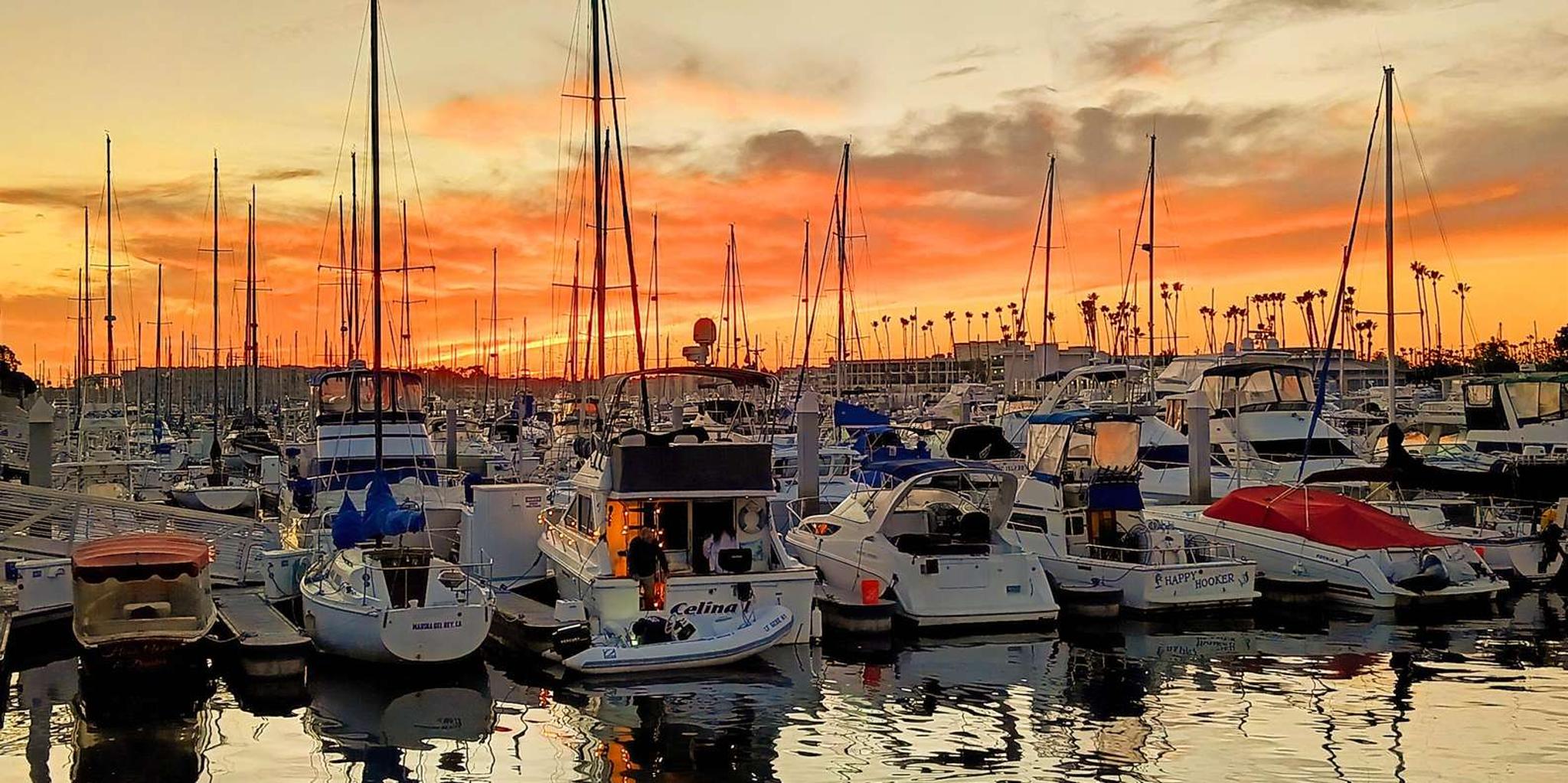 Los Angeles Boat Cruise with Wine and Cheese - Image 2
