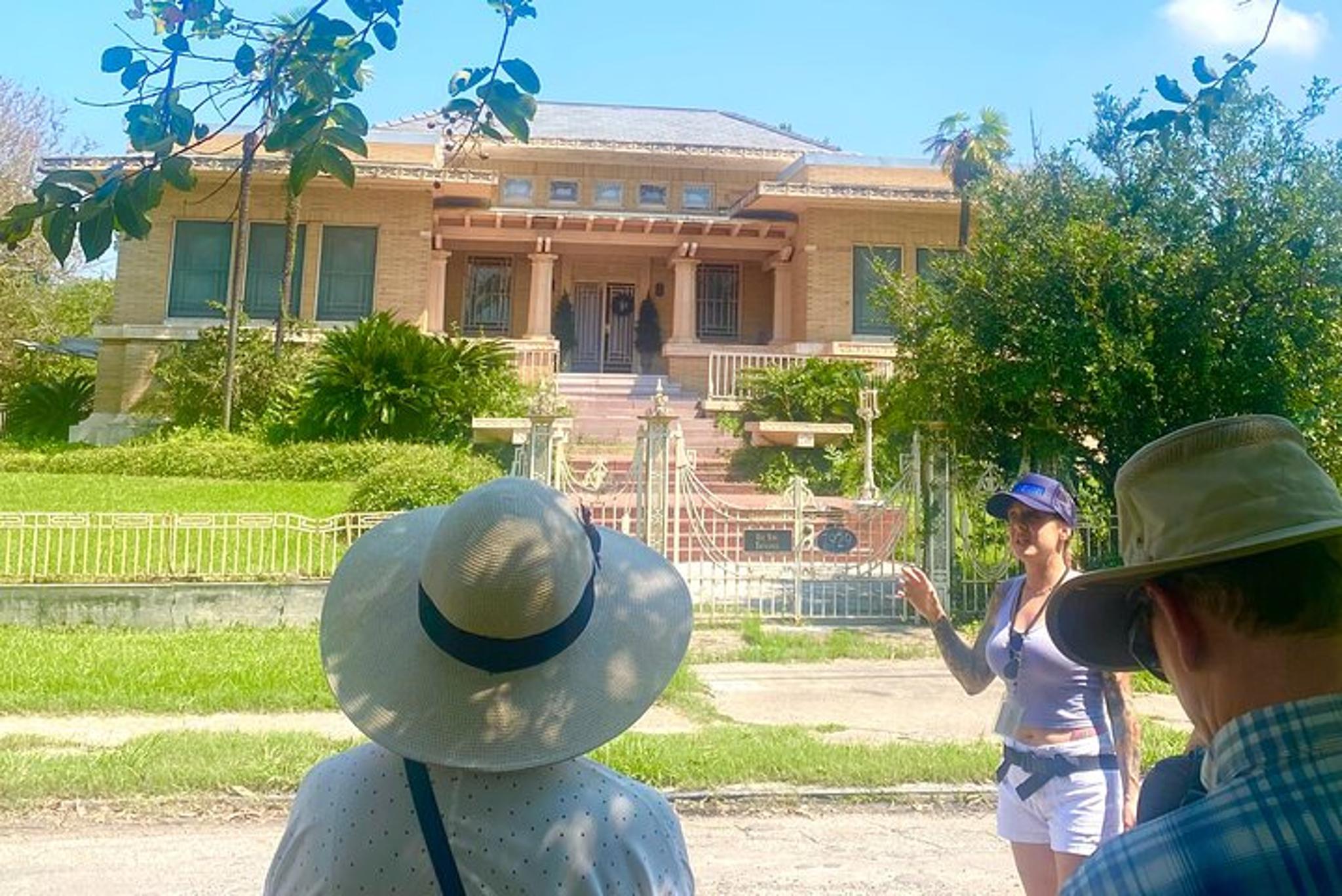 New Orleans Carrollton Neighborhood Walking Tour - Image 3