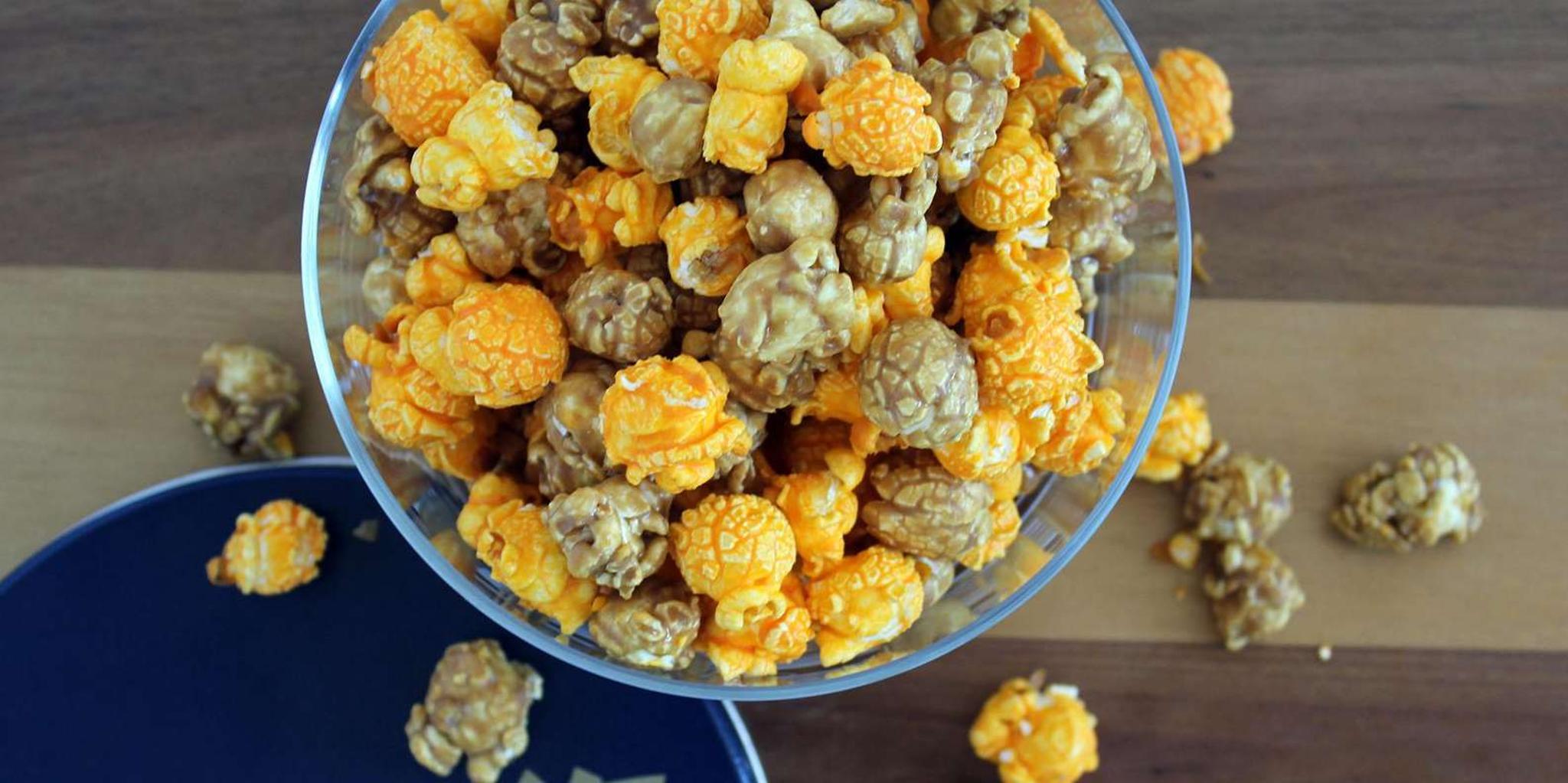 Chicago Food Walking Tour with Free Bike or Kayak - Image 5