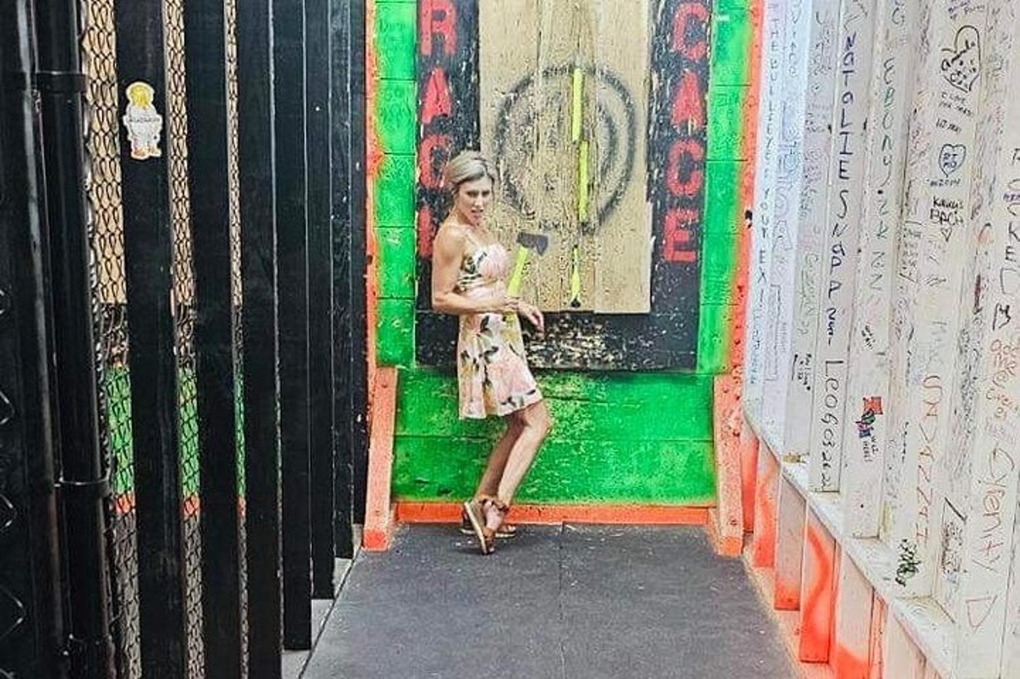 Galveston Axe Throwing Experience - Image 2