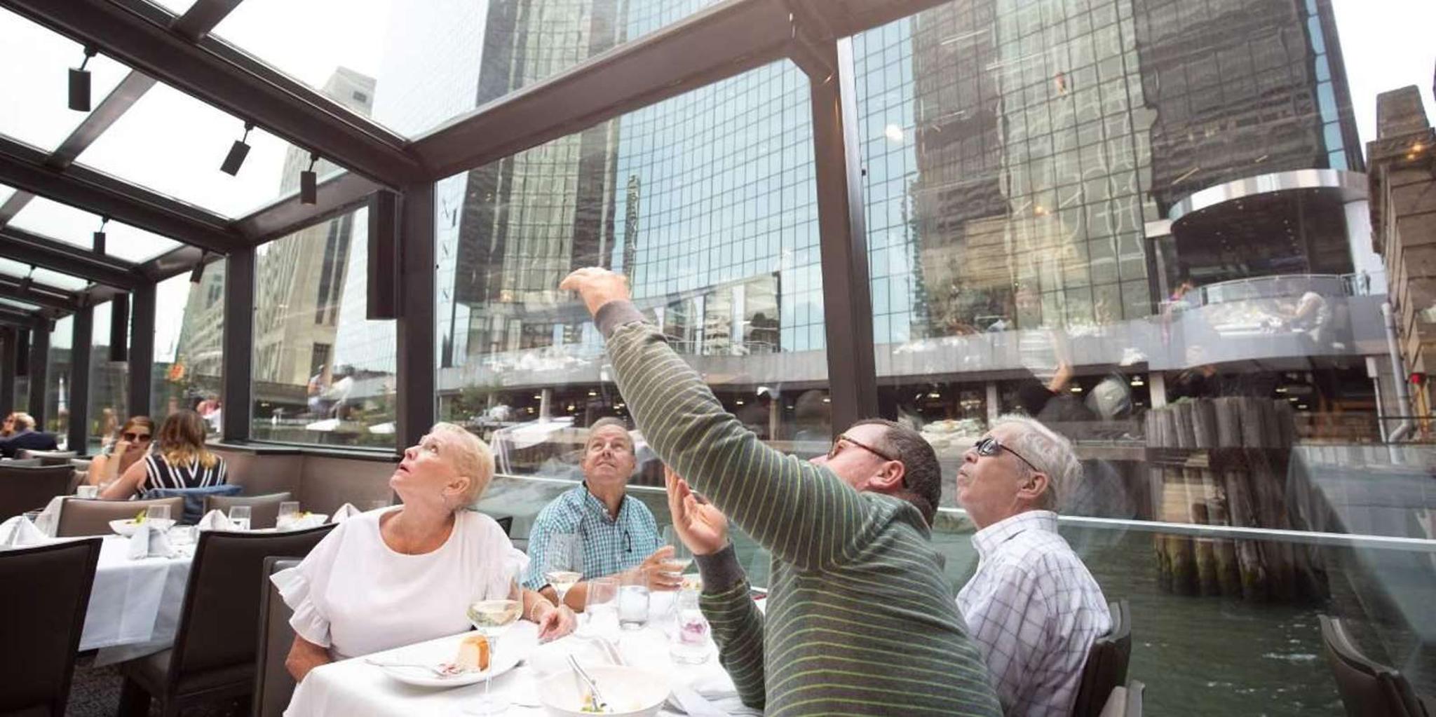 Chicago Thanksgiving Lunch Cruise on the River - Image 4