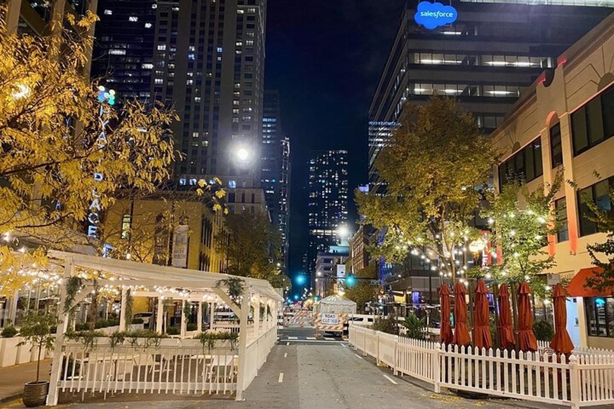 Chicago Food Tour in River North - Image 4