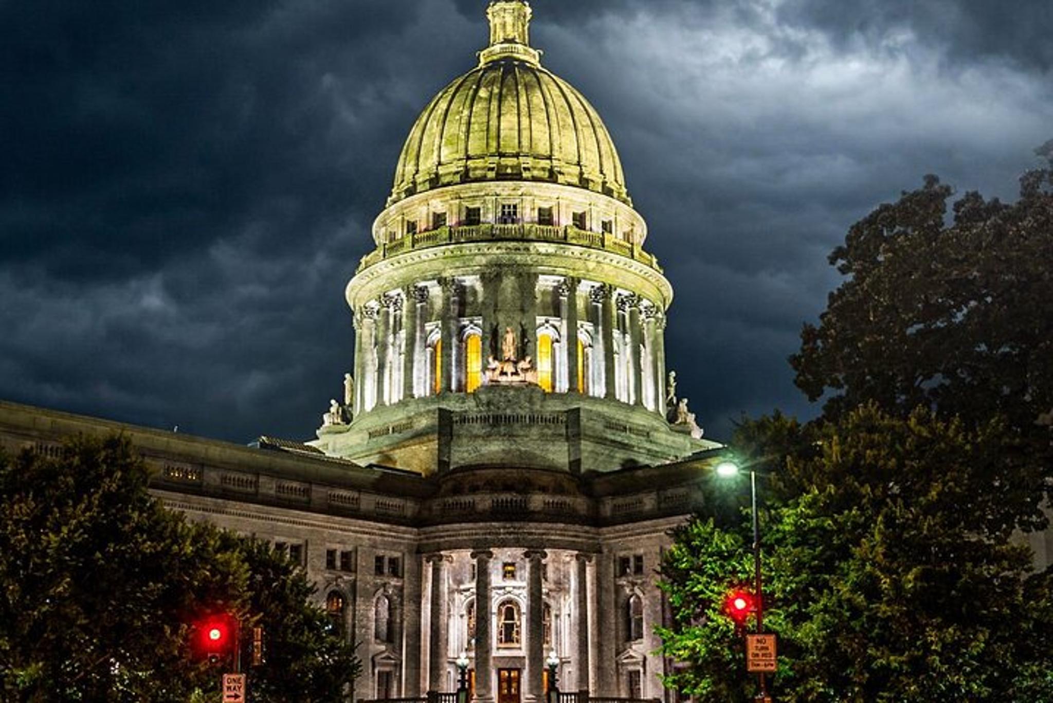 Madison Ghost Tour: Murmurs of Mourning & Murder - Image 2