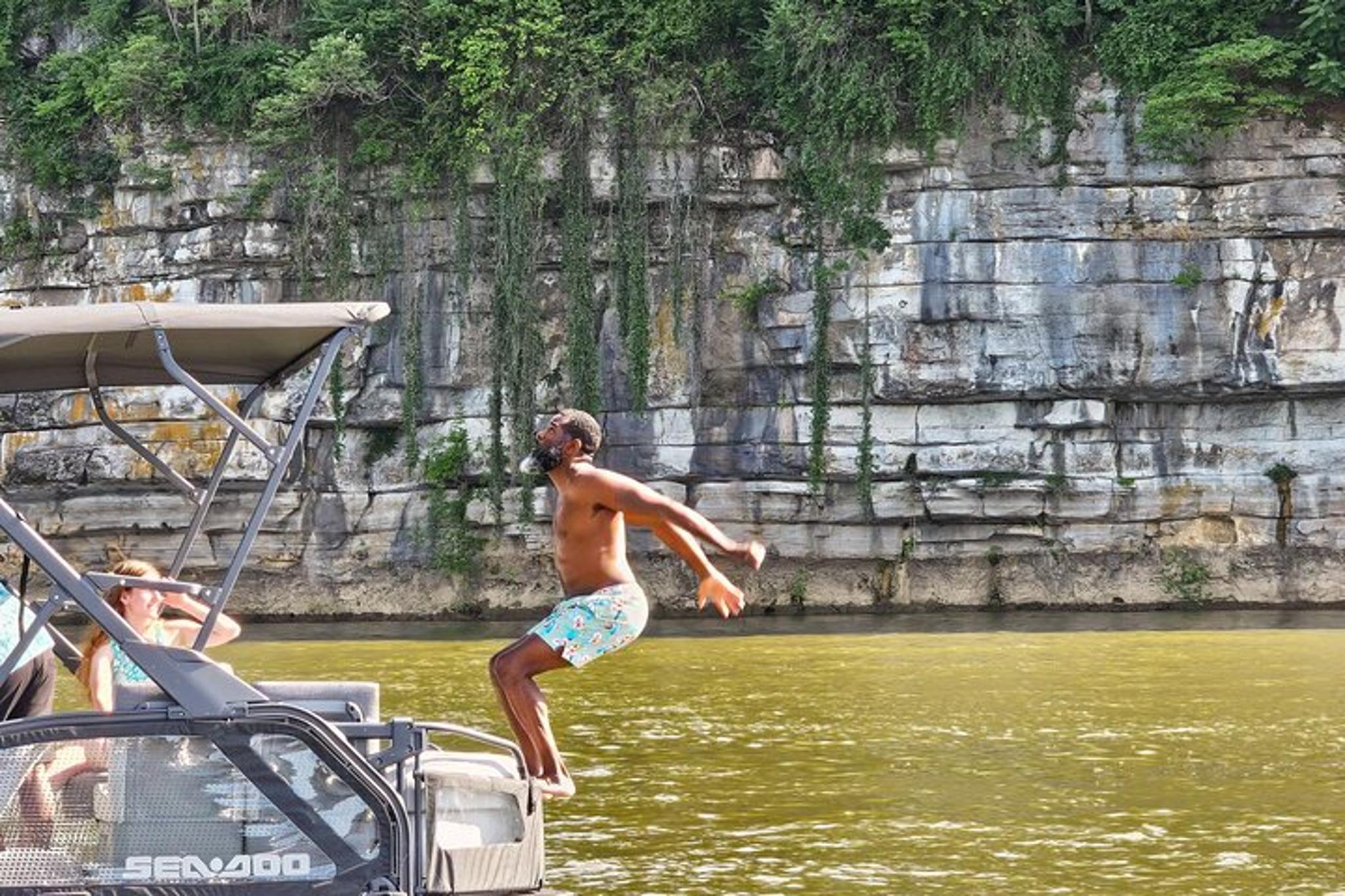 Chattanooga Sunset Cruise on the Tennessee River - Image 3