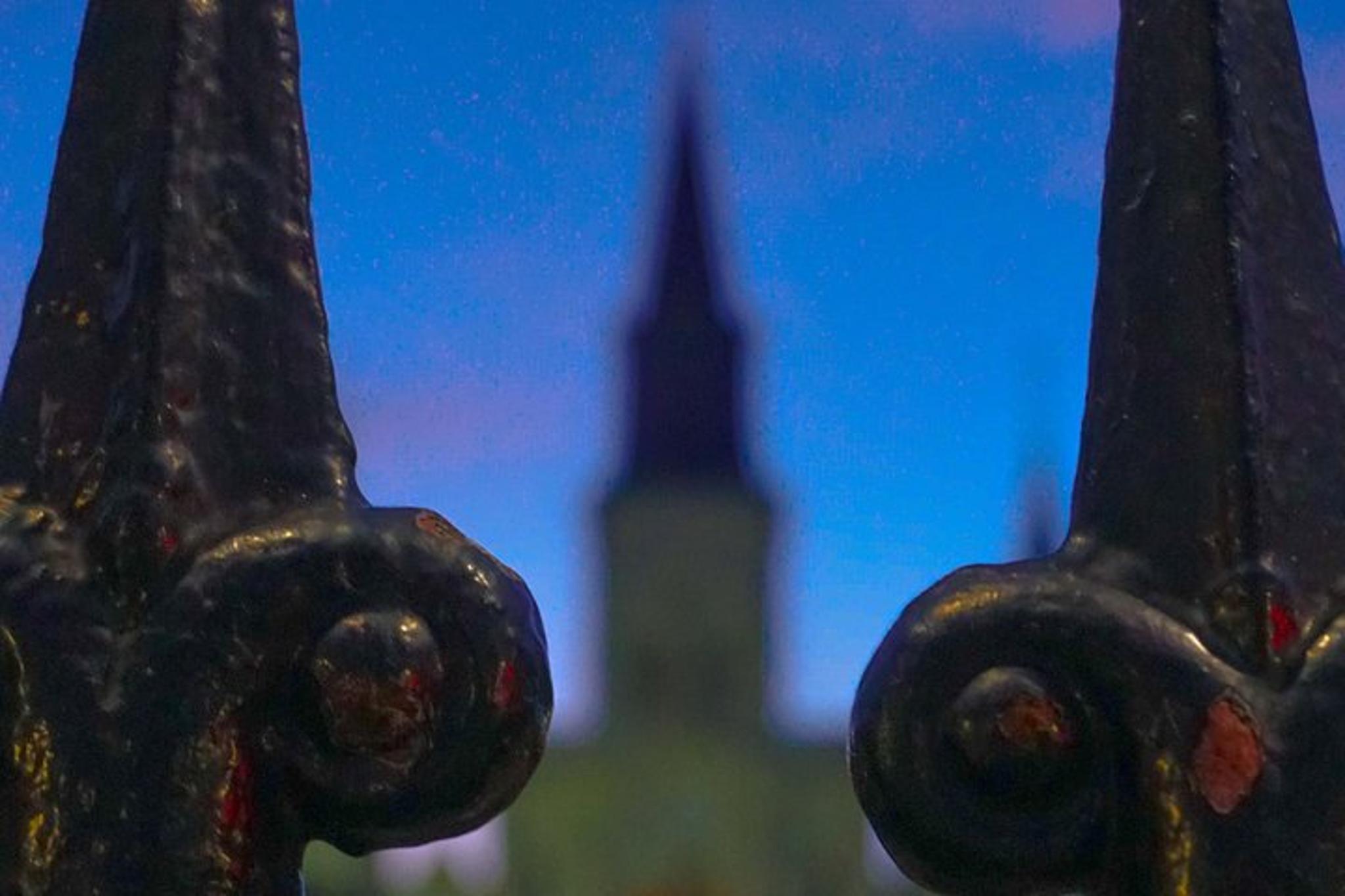 New Orleans Haunted Pub Crawl & Ghost Tour - Image 4