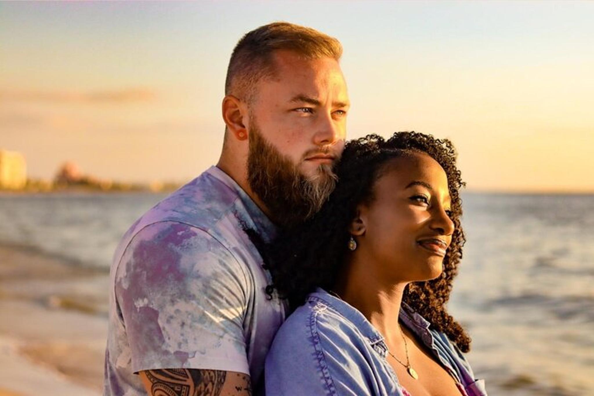 Daytona Beach Family Photo Session at Sunset - Image 4