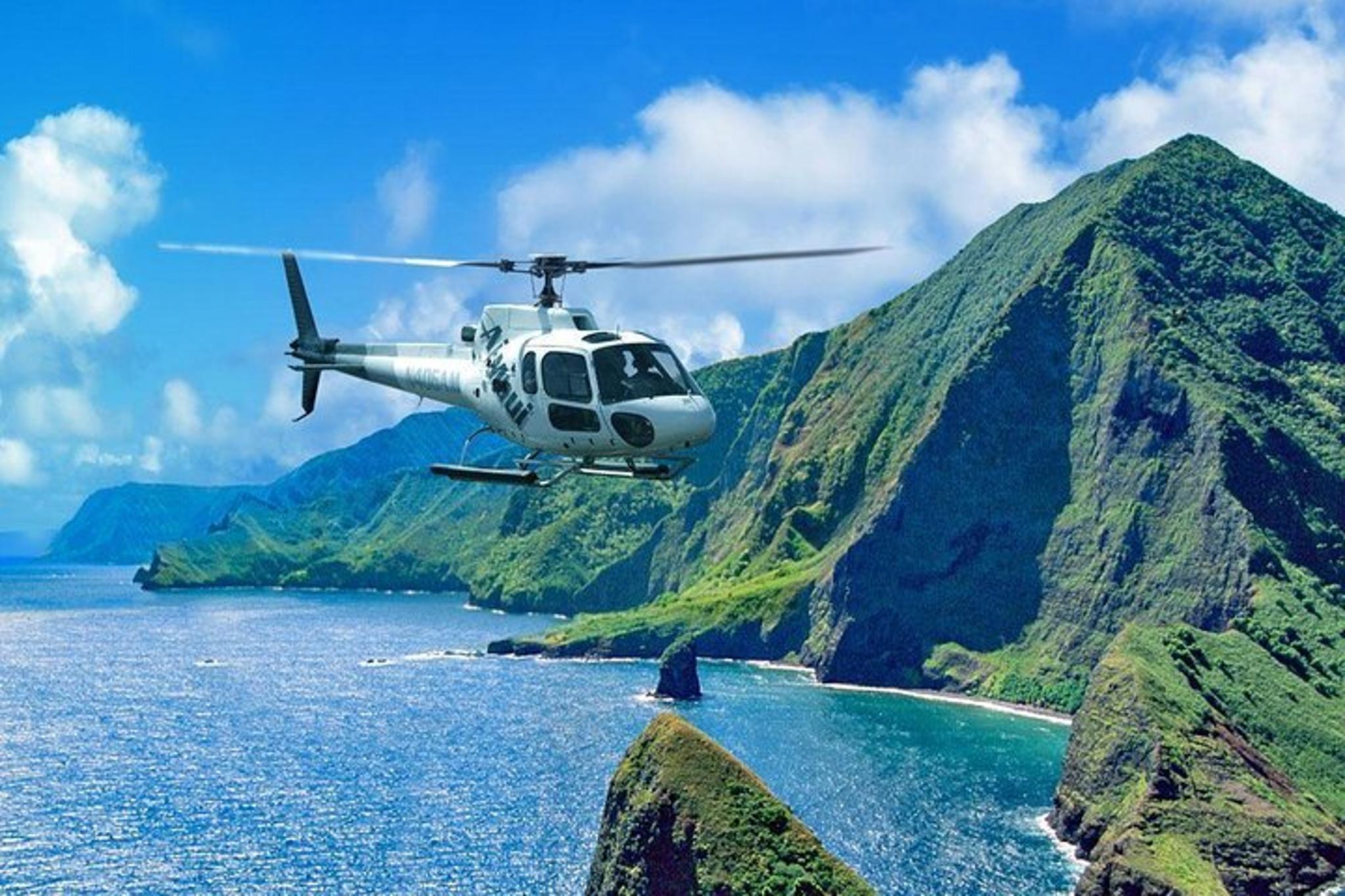 Maui Helicopter Tour Over West Maui and Molokai - Image 2