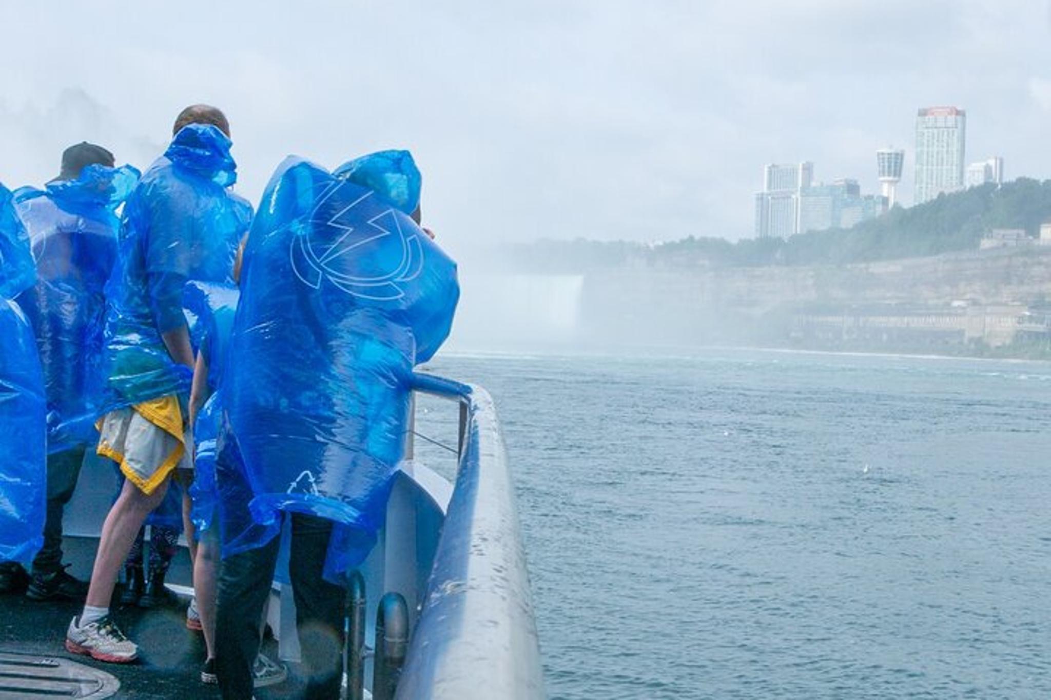 Niagara Falls Walking Tour with Maid of the Mist - Image 6