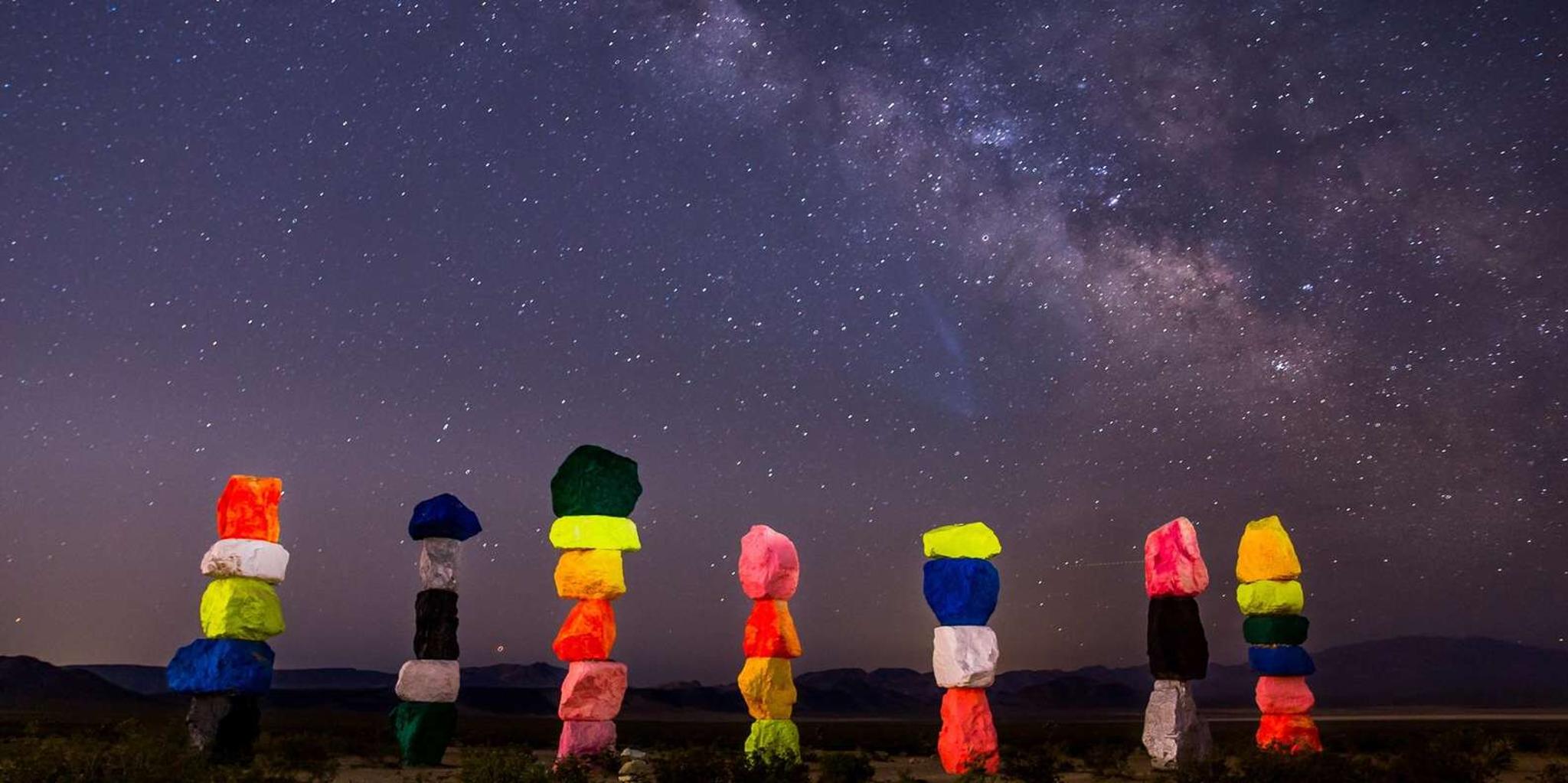 Las Vegas Mojave Desert Tour with Seven Magic Mountains - Image 3
