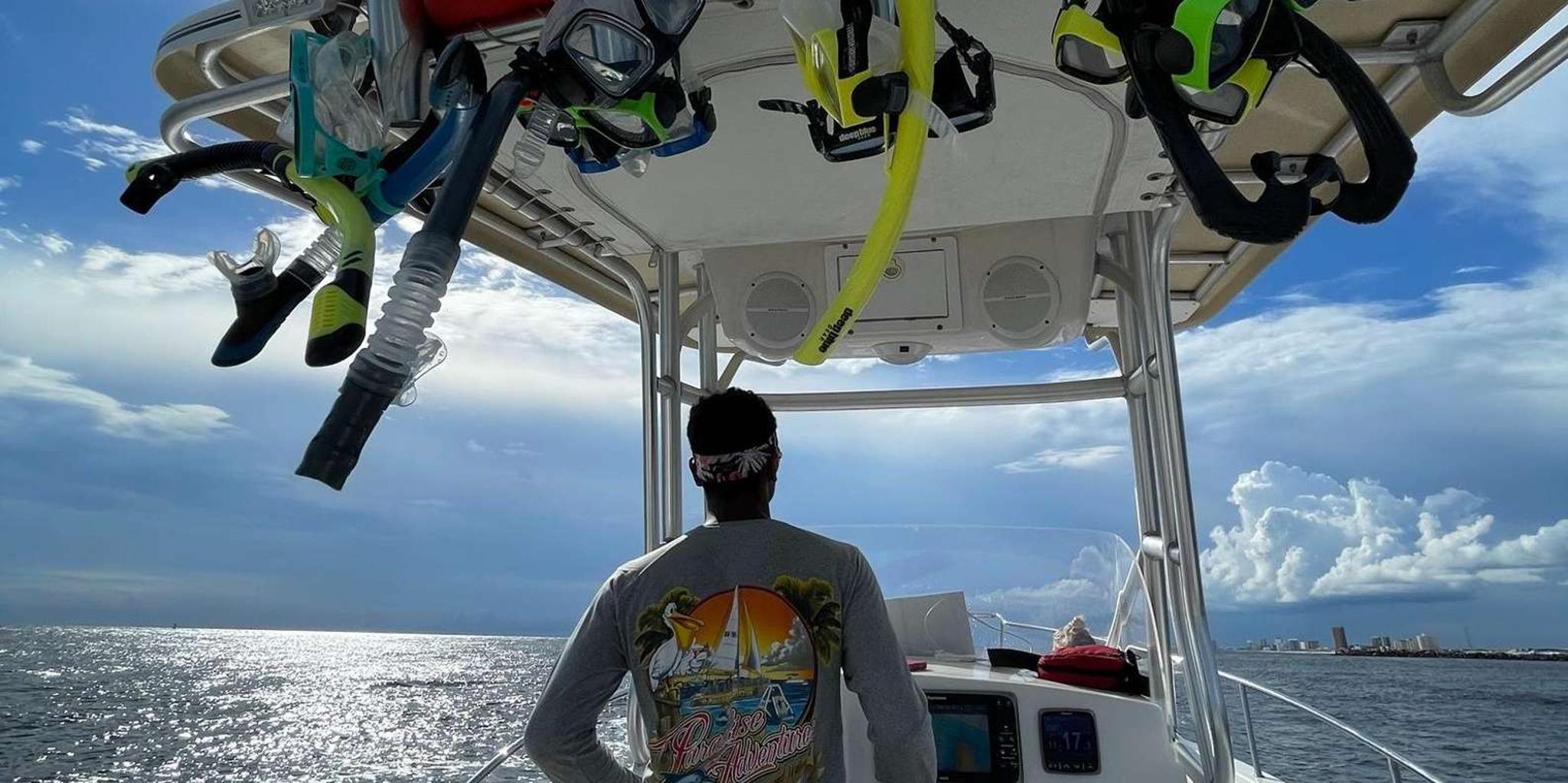 Panama City Beach Powerboat Tour with Snorkeling - Image 4