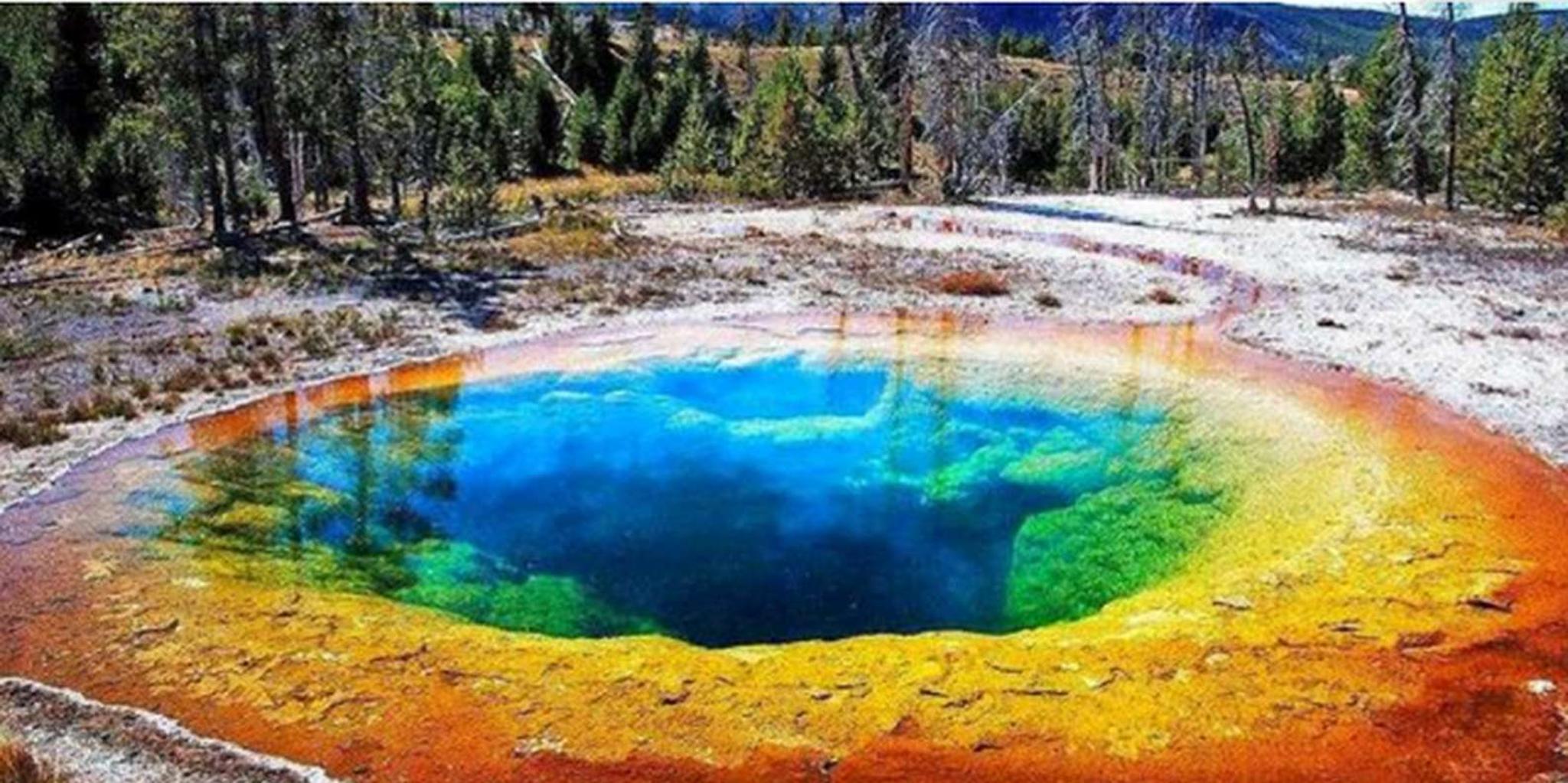 Salt Lake City Yellowstone & Grand Teton Tour 3-Day - Image 2