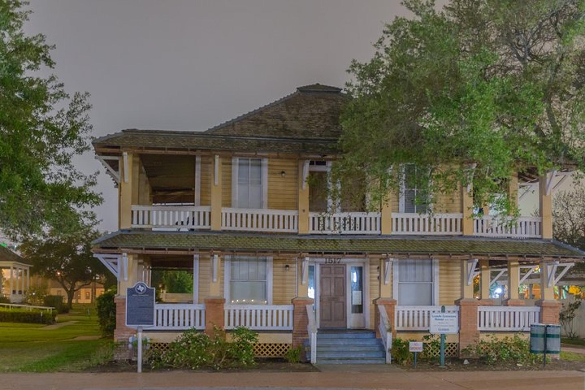 Corpus Christi Walking Ghost Tour - Image 6