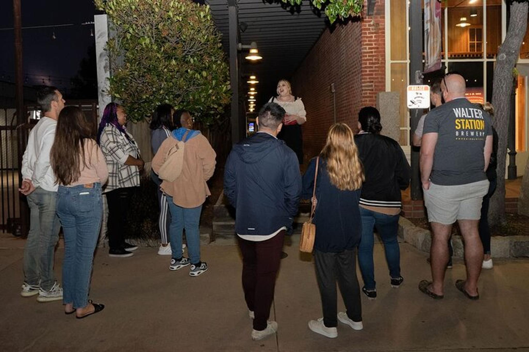 Temecula Ghost Walking Tour with Booze
