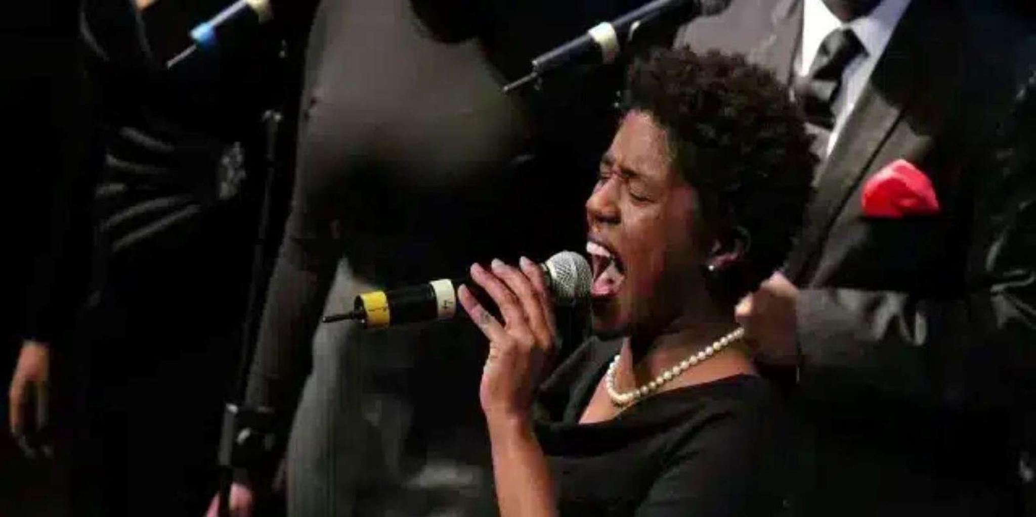 New York Harlem Gospel Mass Tour - Image 4