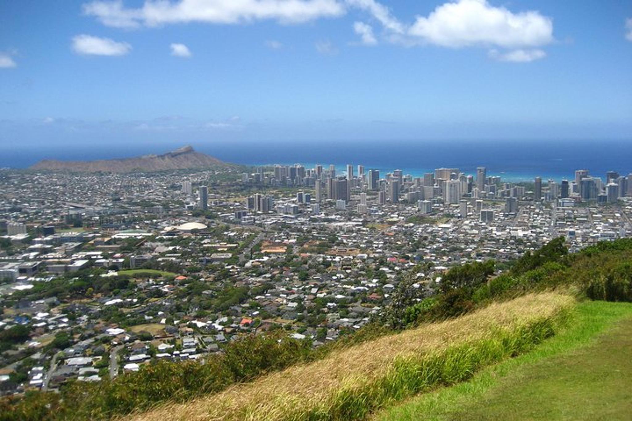 Oahu Convertible Tour of South Shore - Image 4