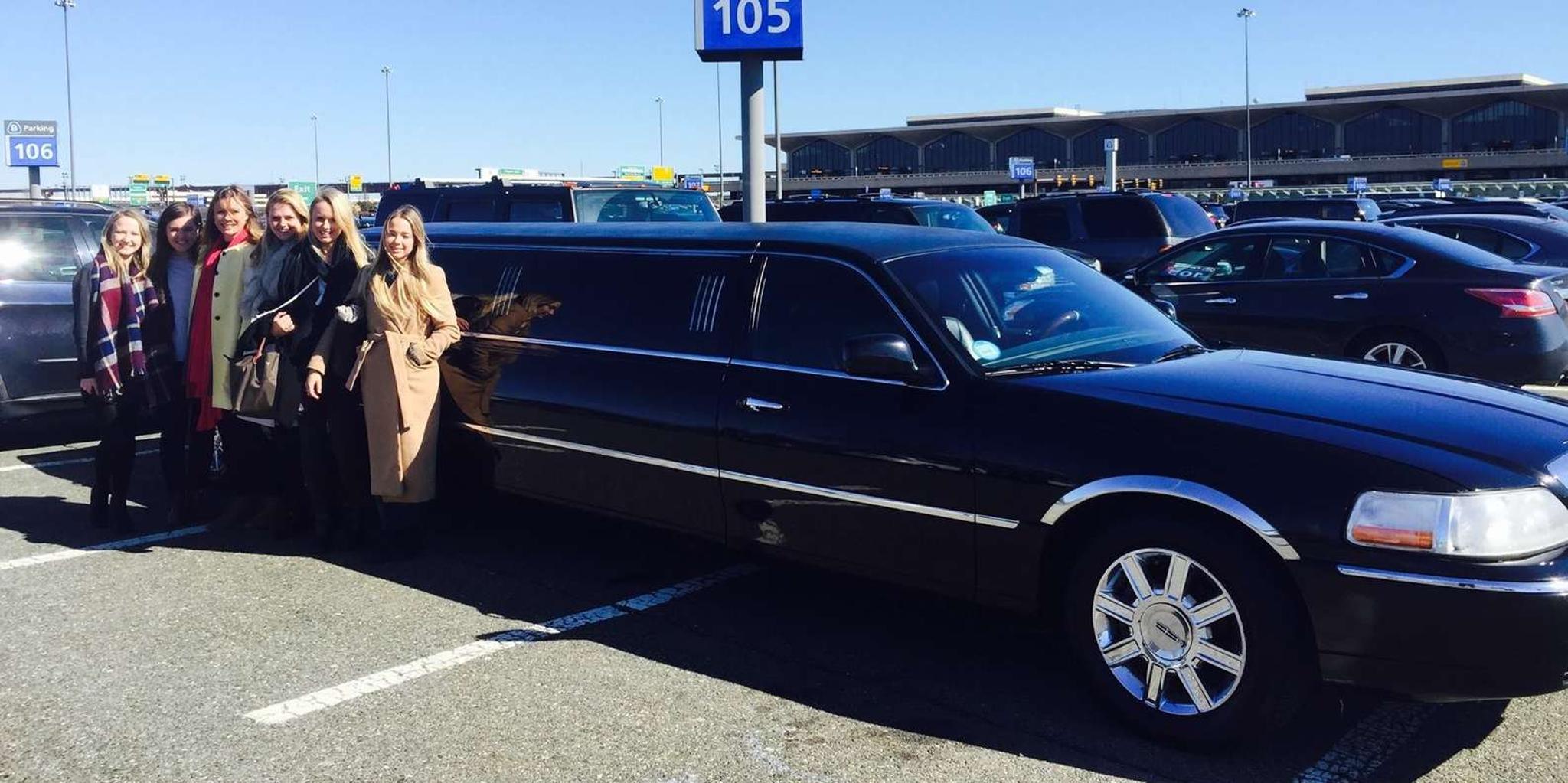 New York City JFK Airport Private Limousine Transfer - Image 2