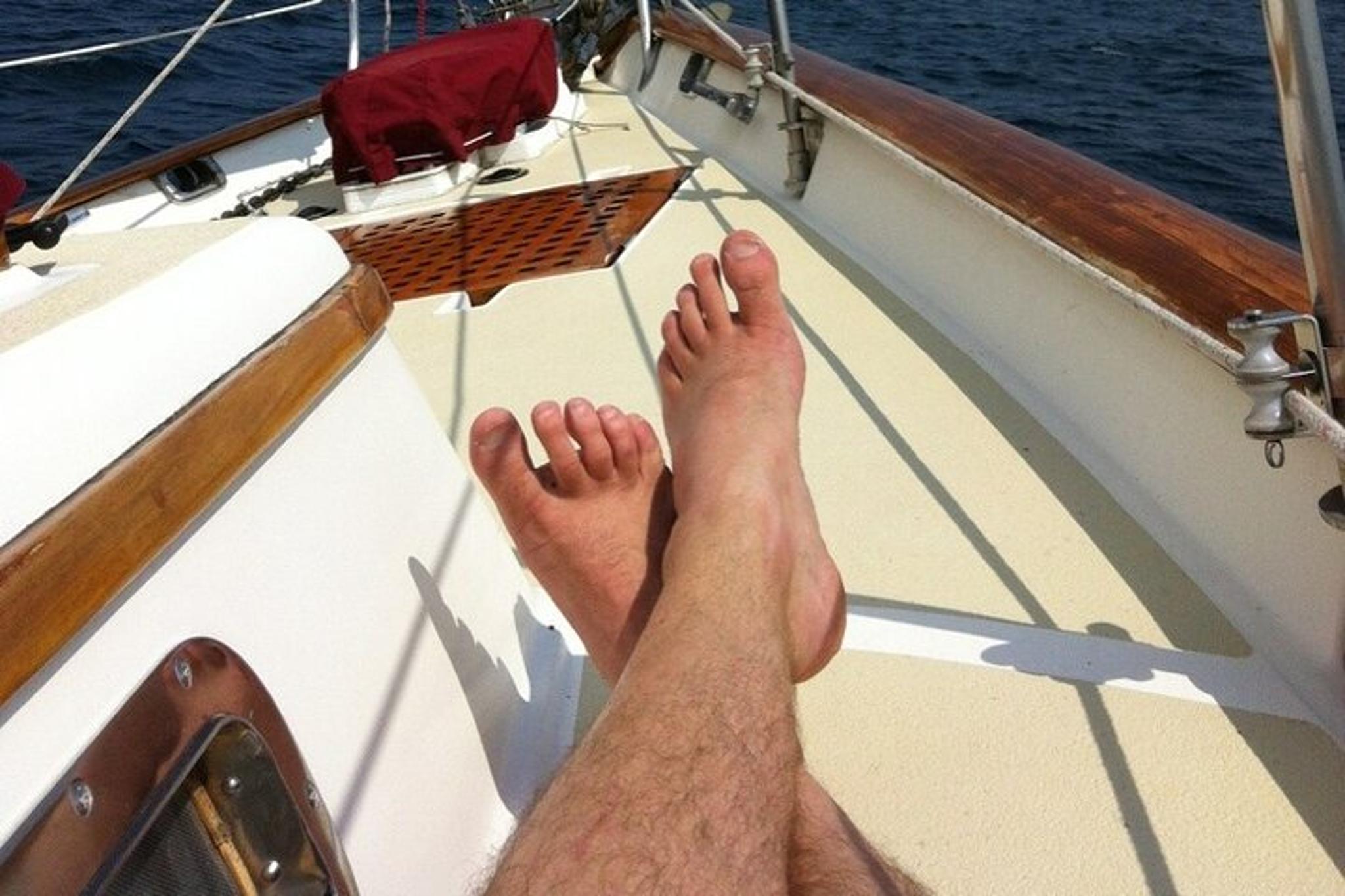 Grand Traverse Bay Private Sailing Experience - Image 5