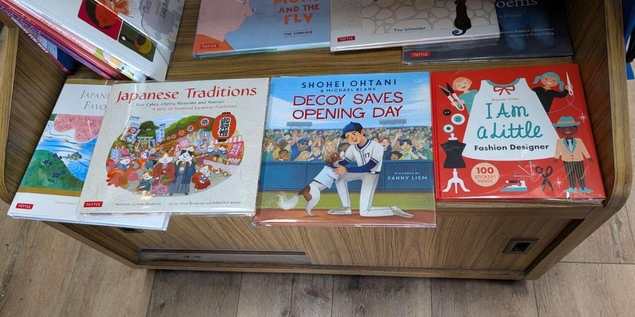 Los Angeles Walking Tour: Little Tokyo and Murals - Image 2