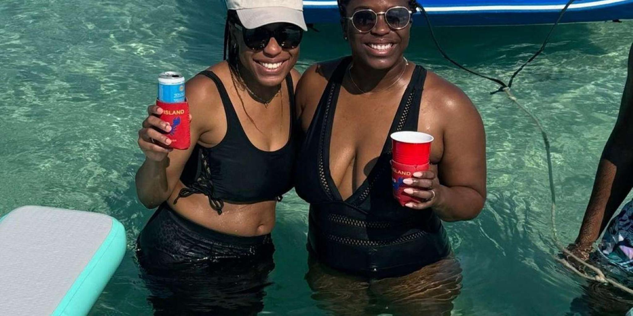 Destin Crab Island Boat Adventure - Image 5