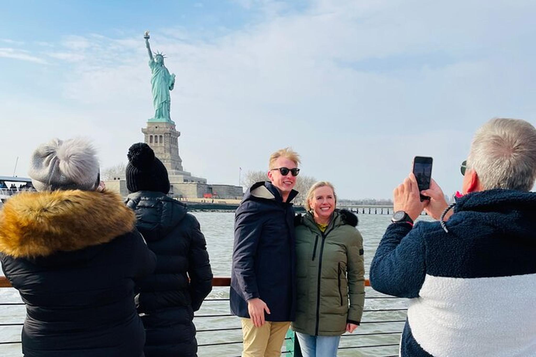 New York Climate Change Yacht Tour - Image 6