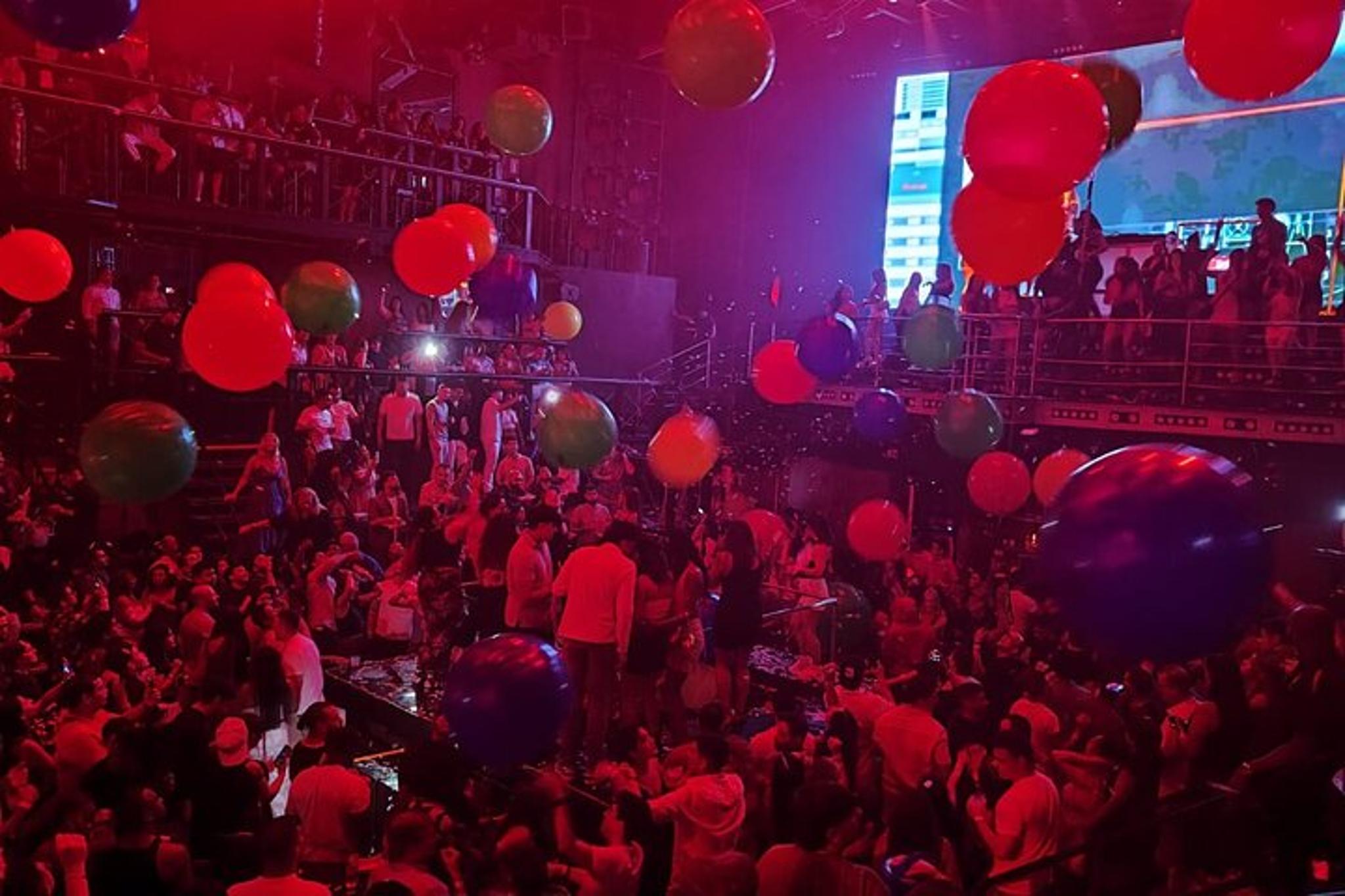 Punta Cana Coco Bongo Entrance & Transportation - Image 3