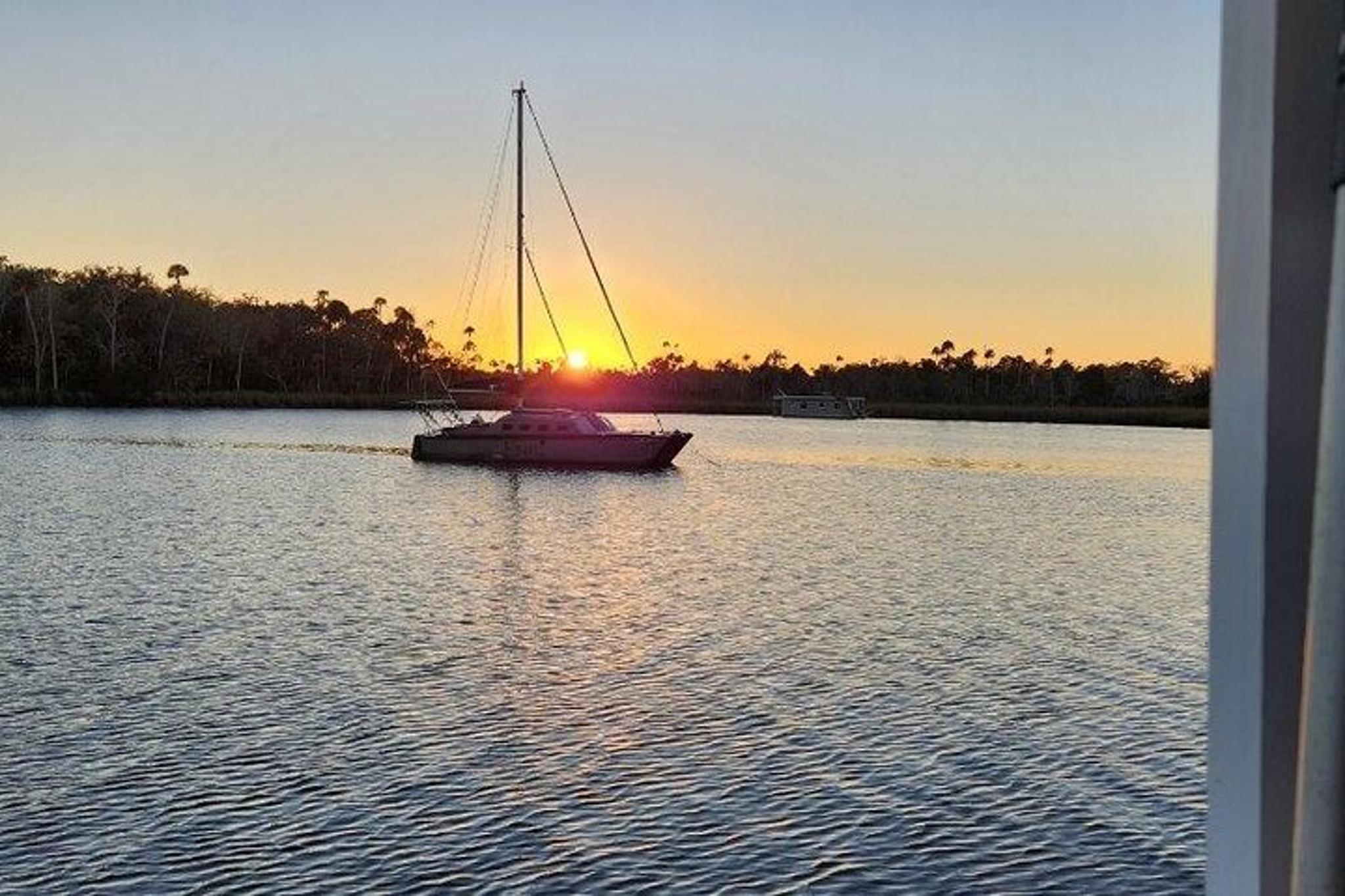 King's Bay Sunset Cruise - Image 6