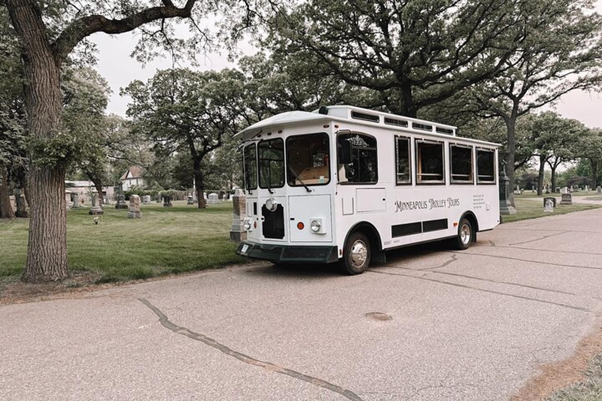 Minneapolis Ghost Hunt Tour 90 min - Image 2