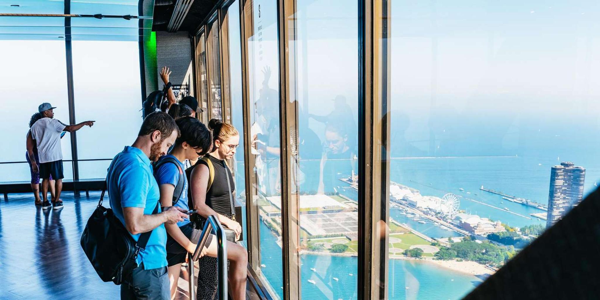 Chicago Observation Deck Experience - Image 5