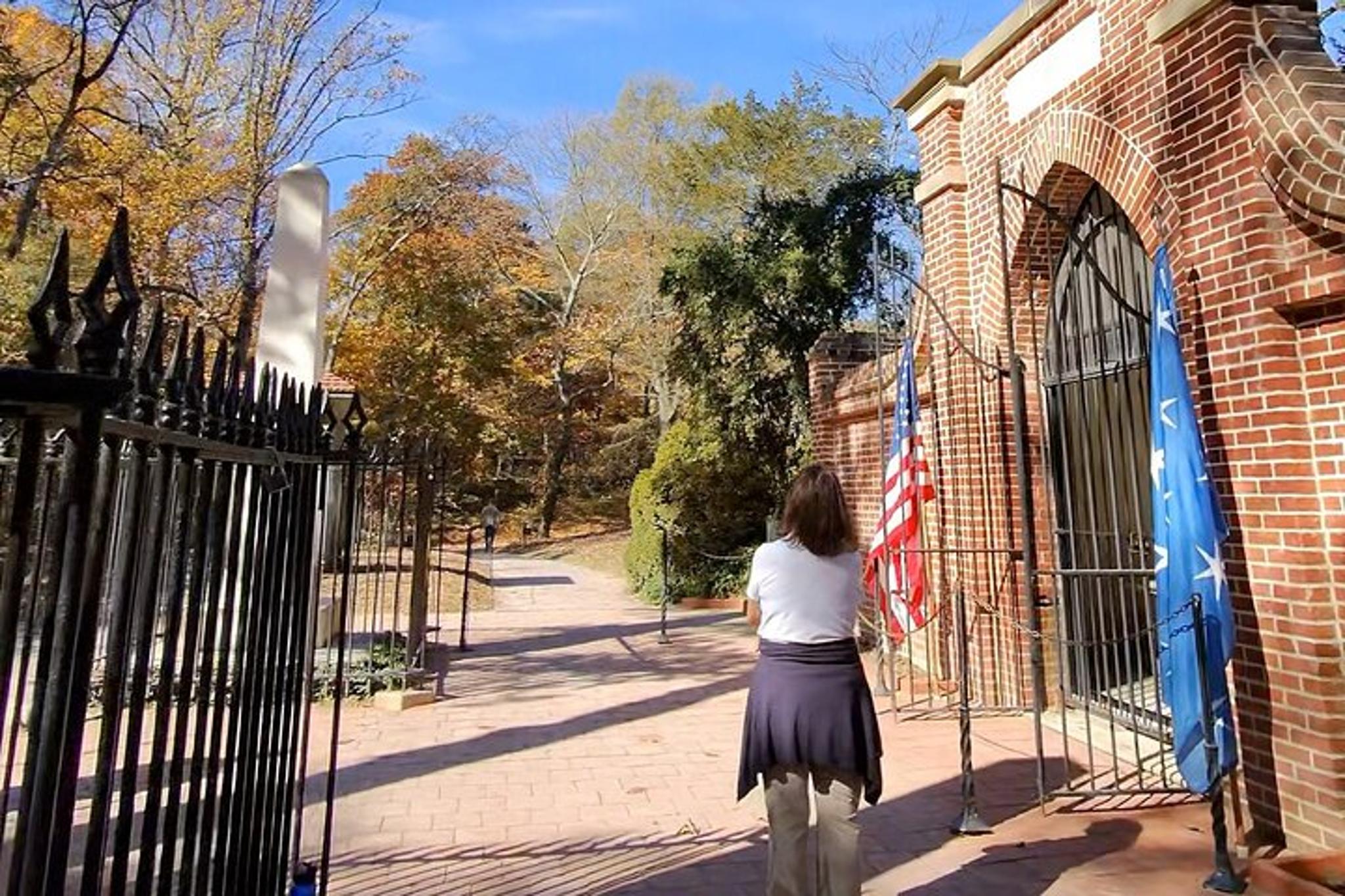 Alexandria Private Tour of Mount Vernon - Image 6