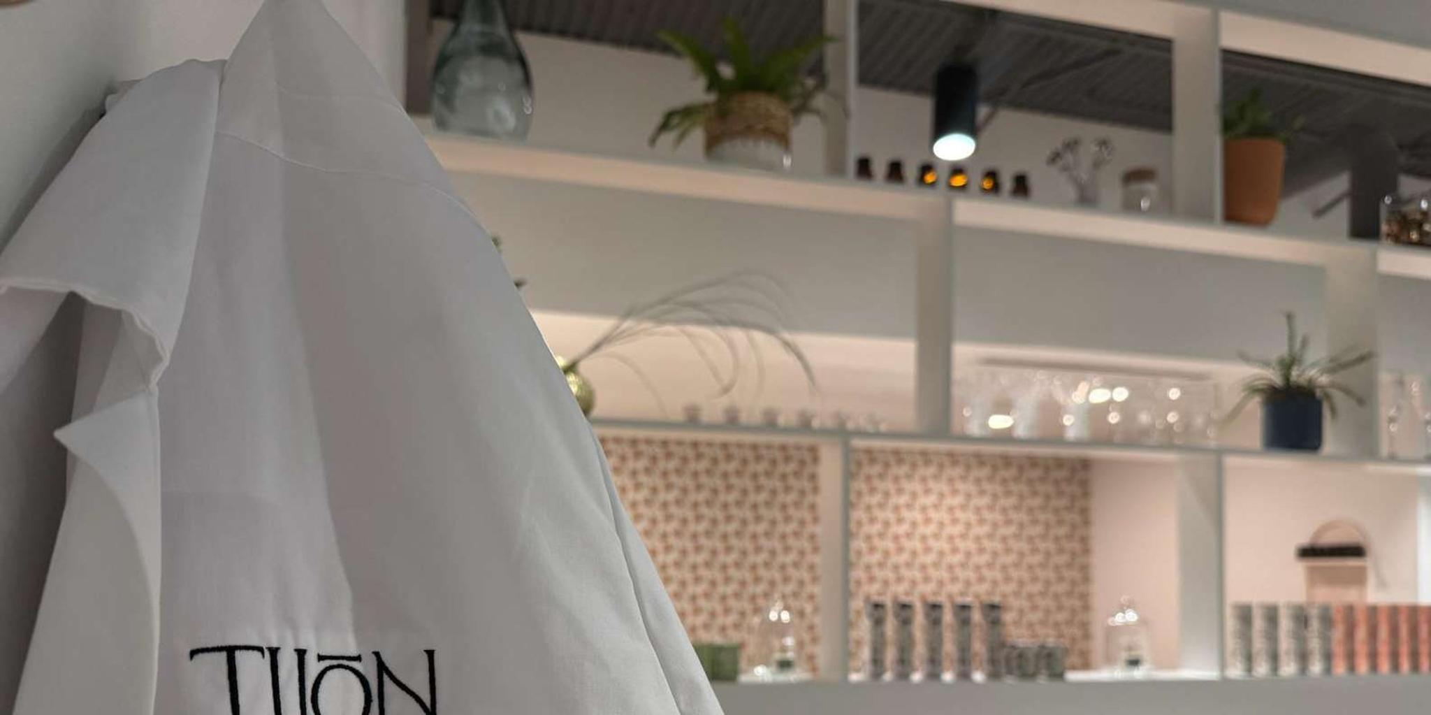 Nashville Perfume and Cologne Making Experience - Image 4