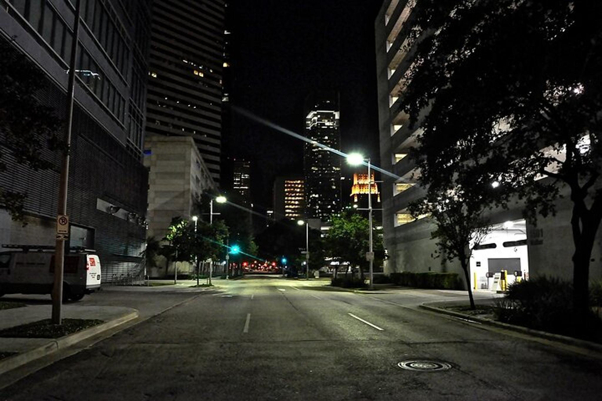Houston Ghost Tour with Historic Pubs 2 hr - Image 4