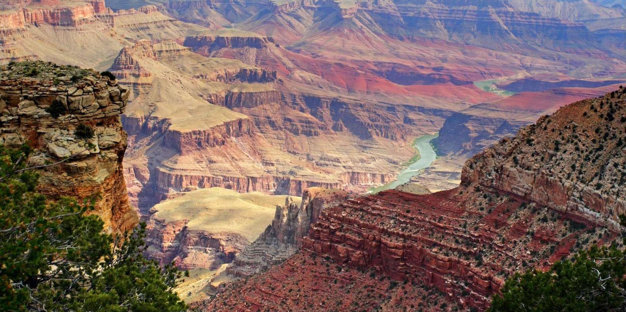 Las Vegas Red Rock Canyon & 7 Magic Mountains Tour - Image 4