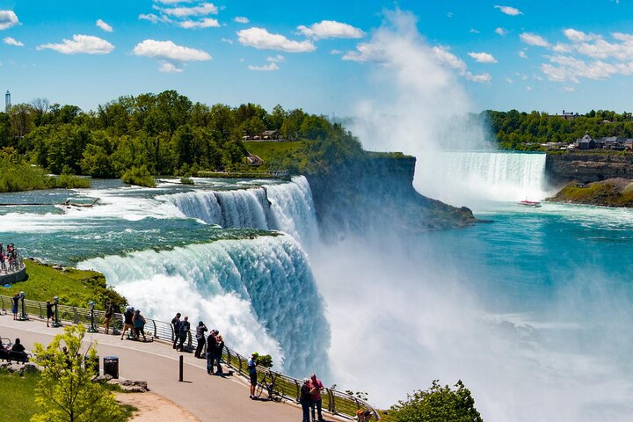 New York City Niagara Falls Tour with Outlet Shopping 2-Day - Image 2