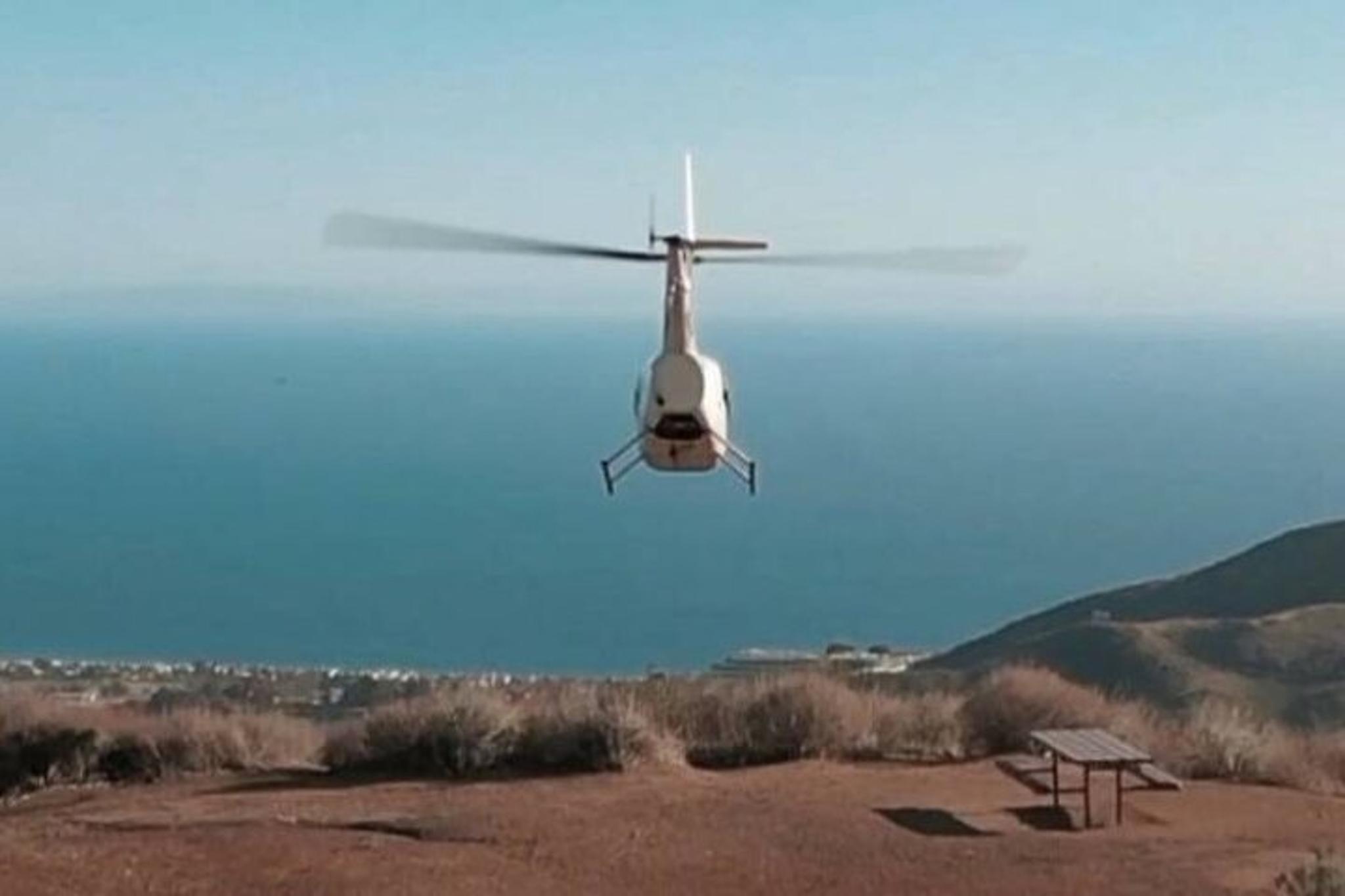 Los Angeles Helicopter Tour with Malibu Landing - Image 6