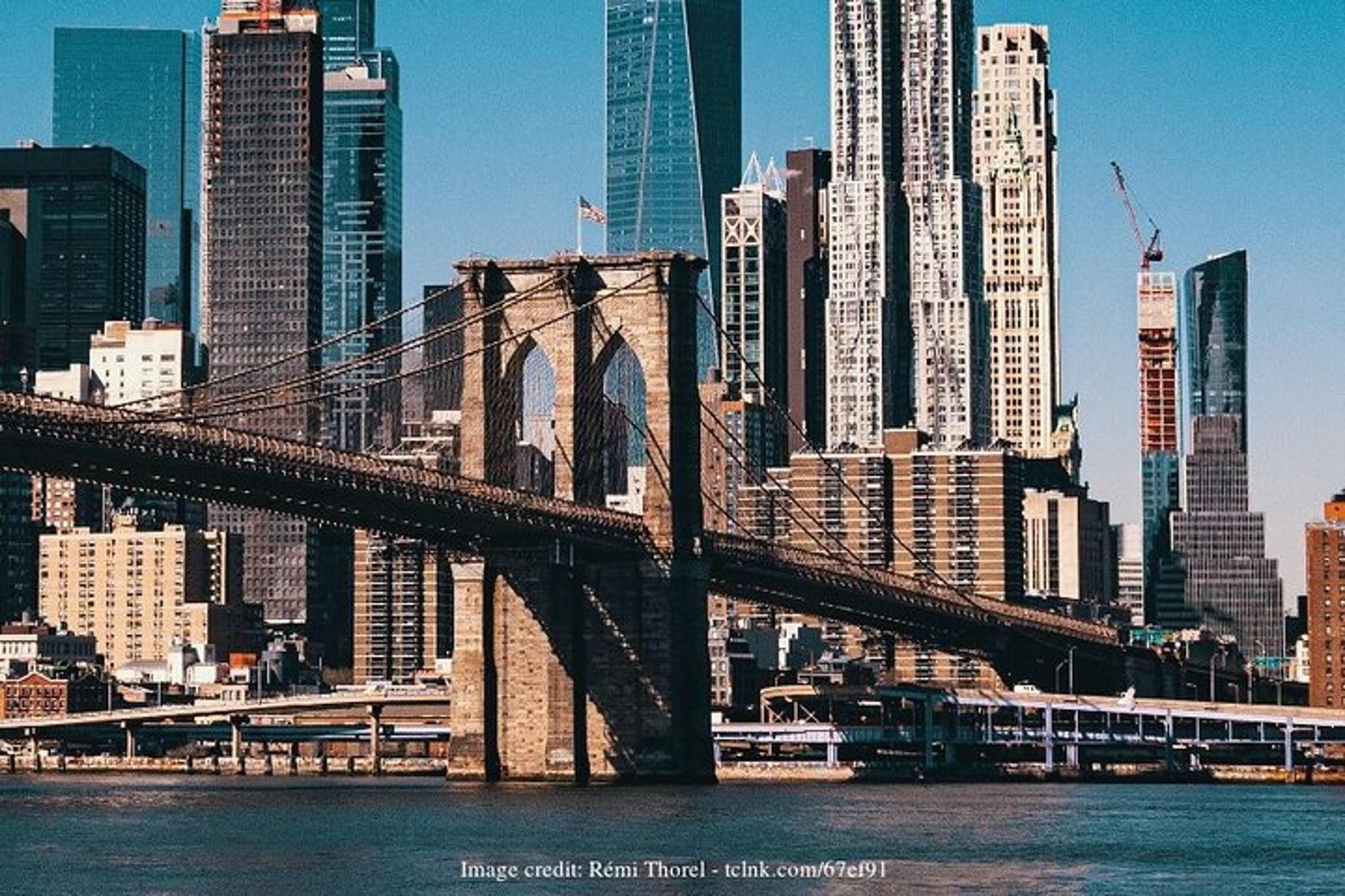 New York Walking Tour of Brooklyn Bridge and DUMBO