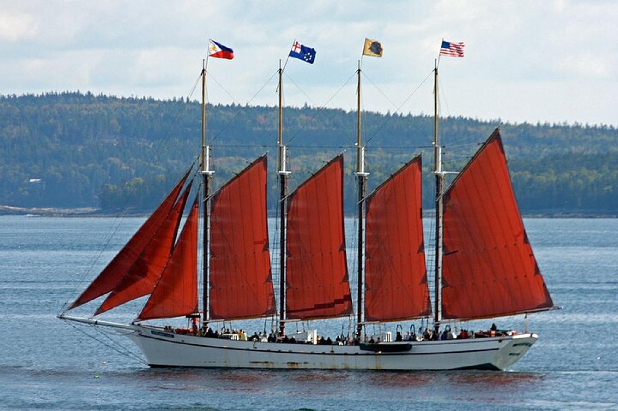 Bar Harbor Windjammer Sailing Trip - Image 3