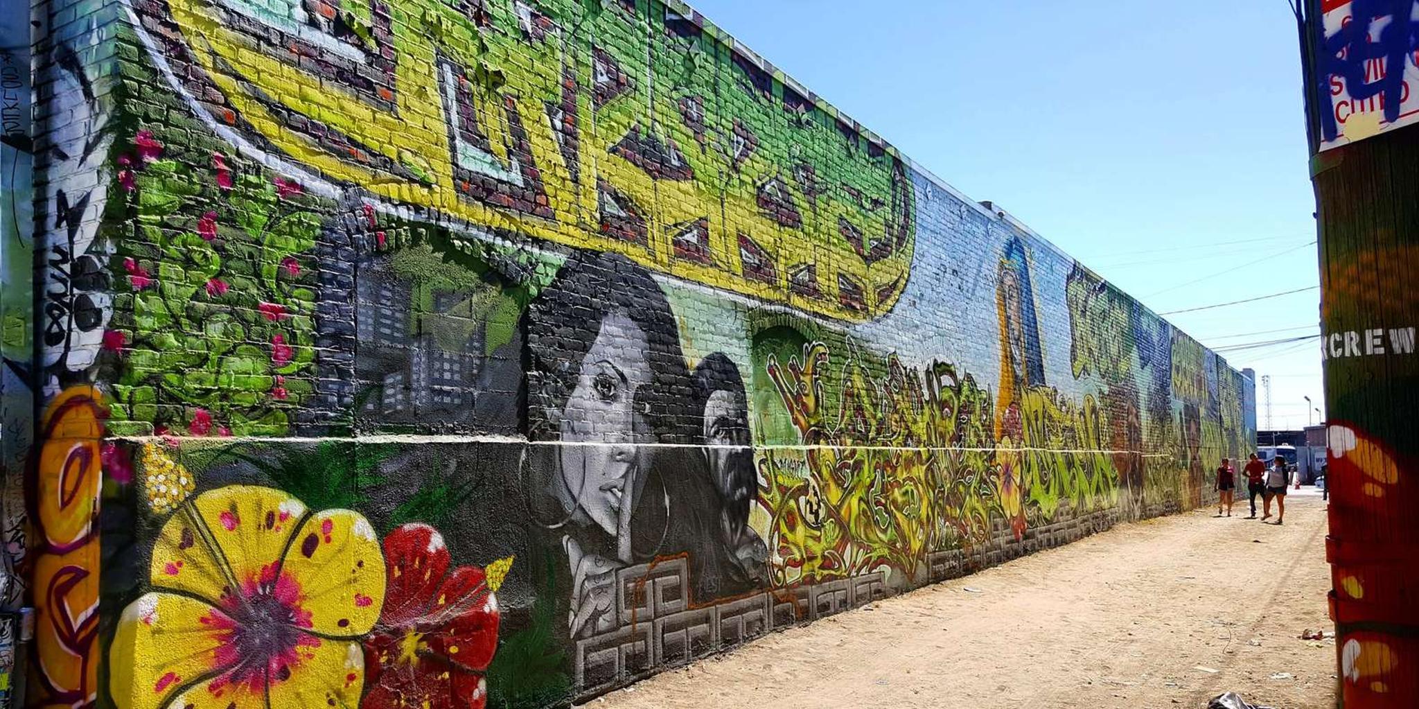 Los Angeles Graffiti Bike Tour - Image 4