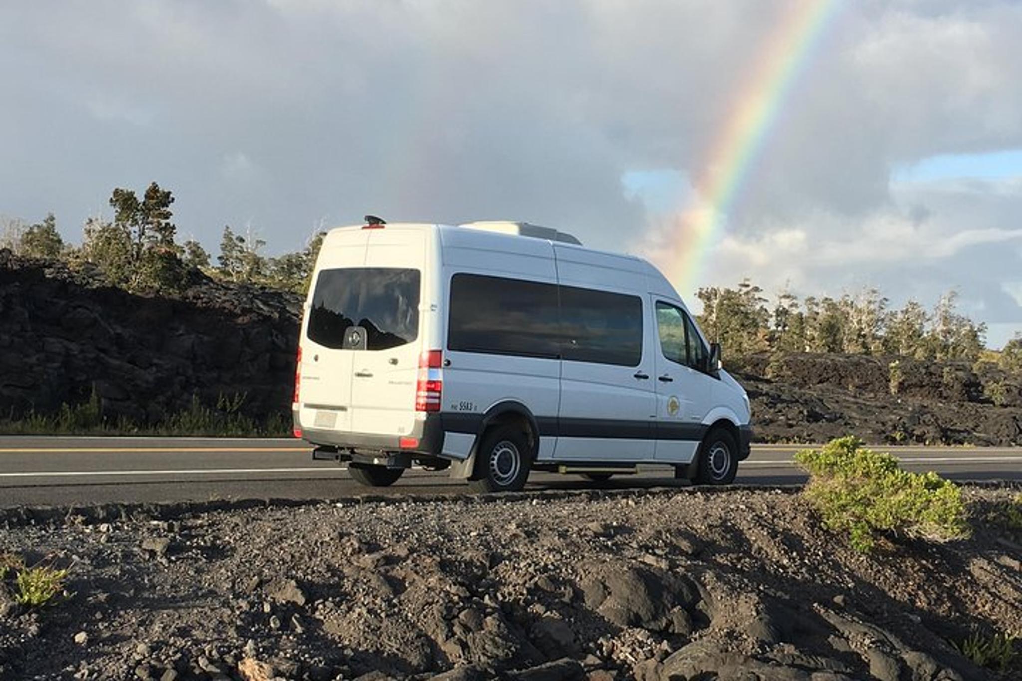 Hawaii Volcano Hiking Adventure - Image 3